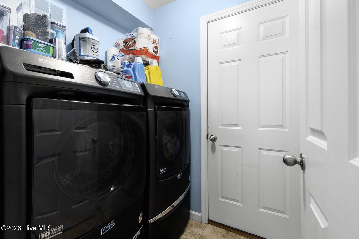 100548901 | Photo 12