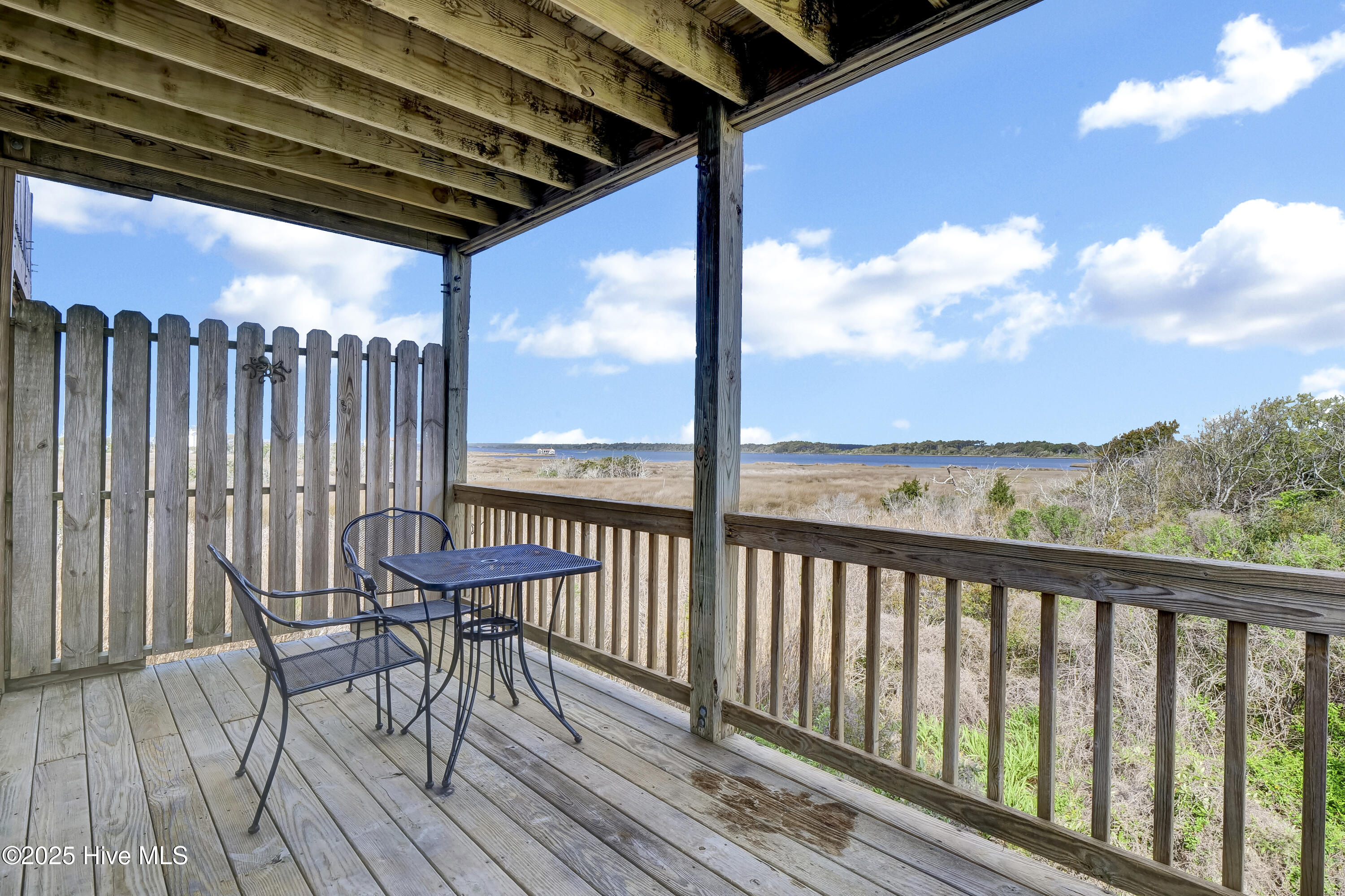 100534382 | Photo 26