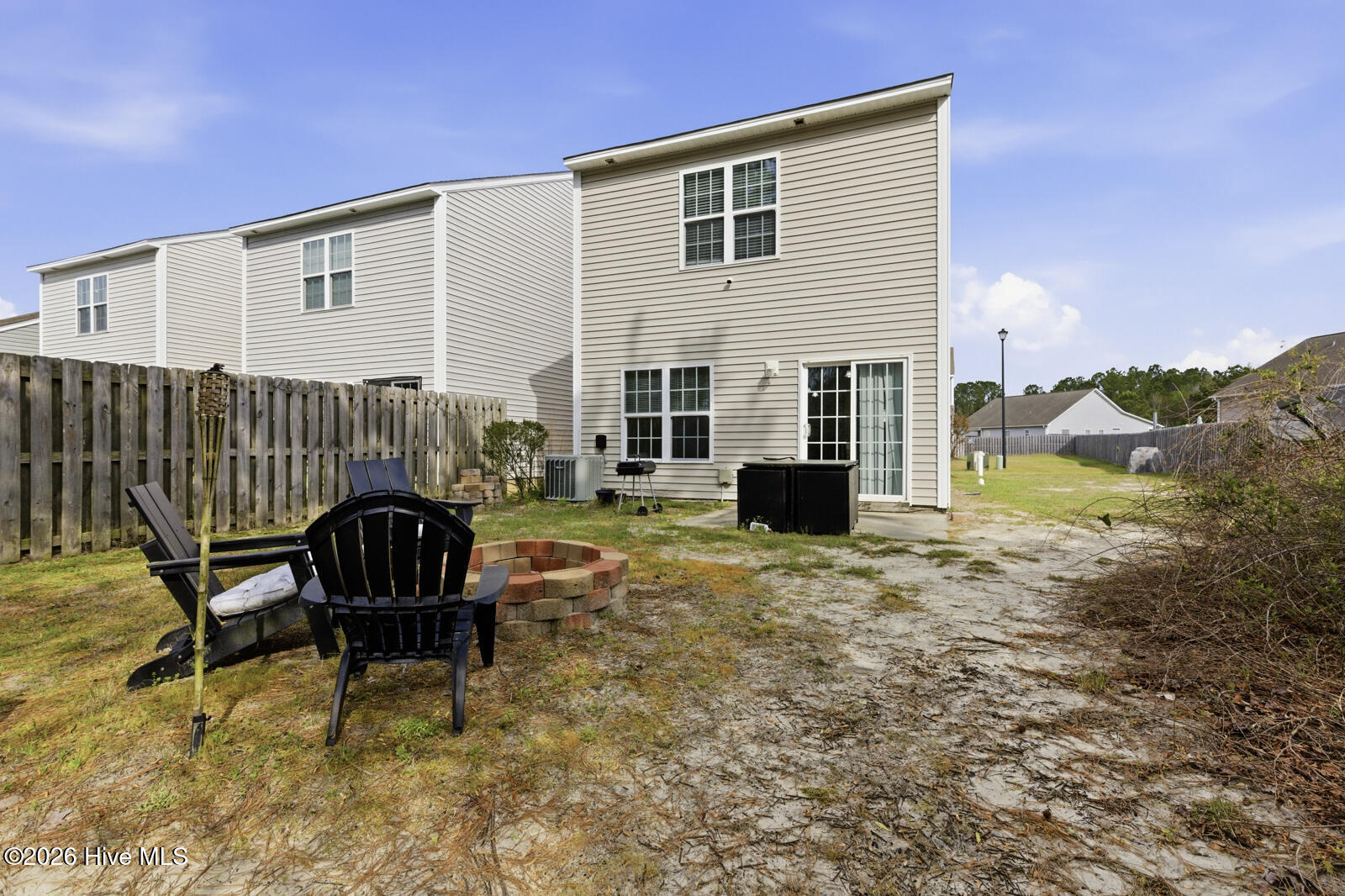 100564423 | Photo 26