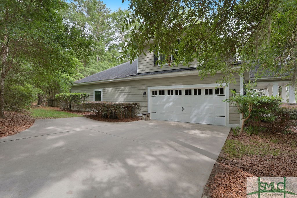 190 Blackjack Oak Drive E, Richmond Hill, GA, 31324
