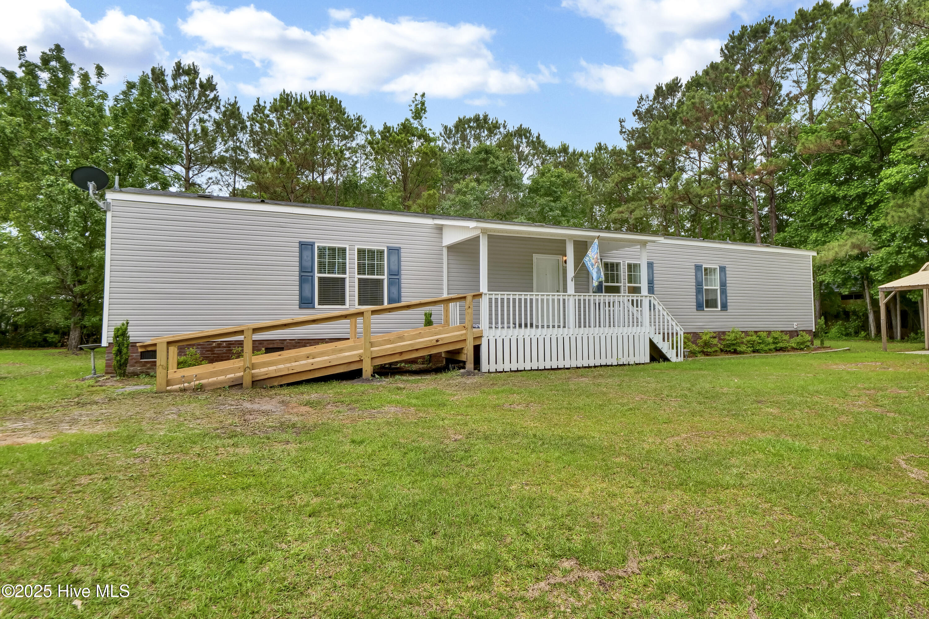 Homes for sale in Ocean Isle Beach, NC | 5459 Cardinal Rd Sw, Ocean Isle Beach, NC 28469 | MLS# 100510336
