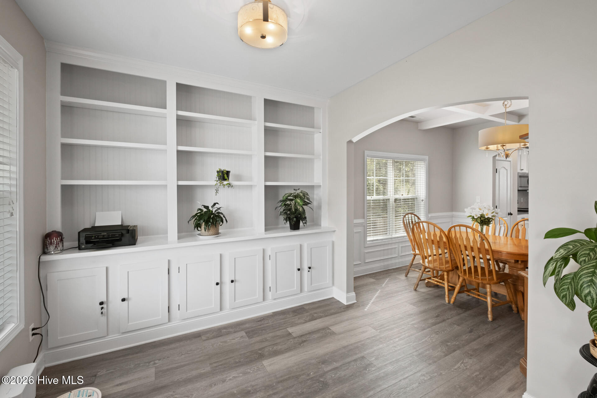 100566608 | Photo 15