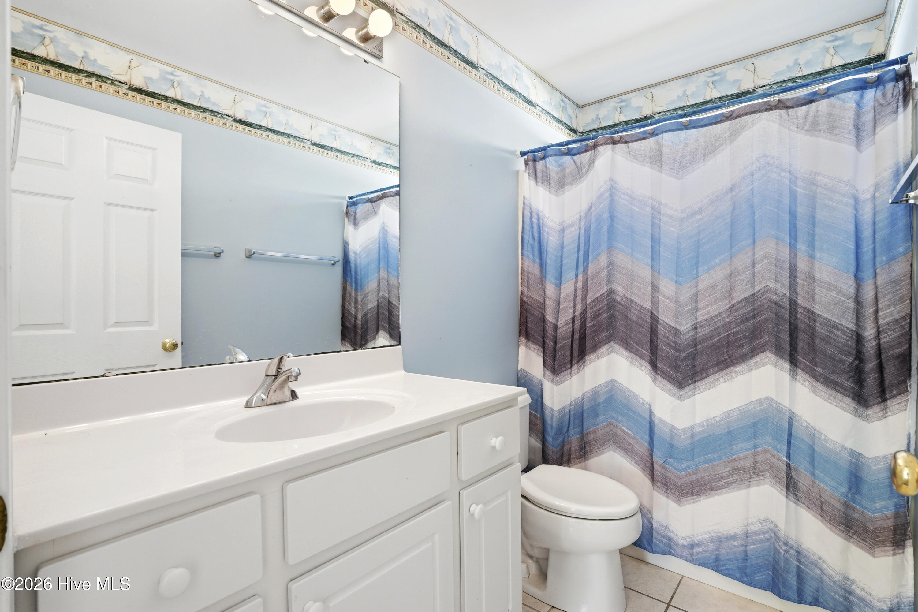 100562955 | Photo 42