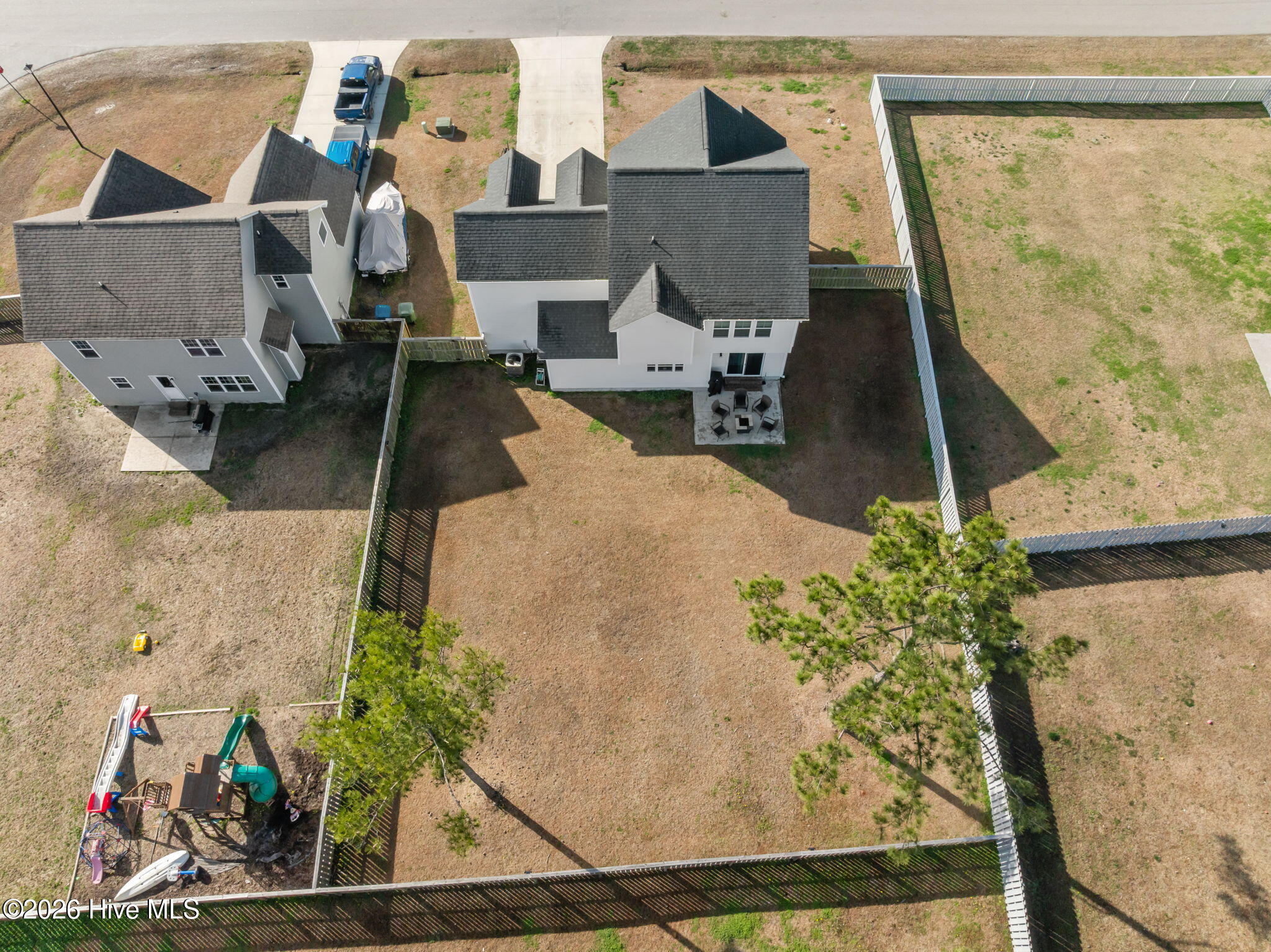 100558417 | Photo 49