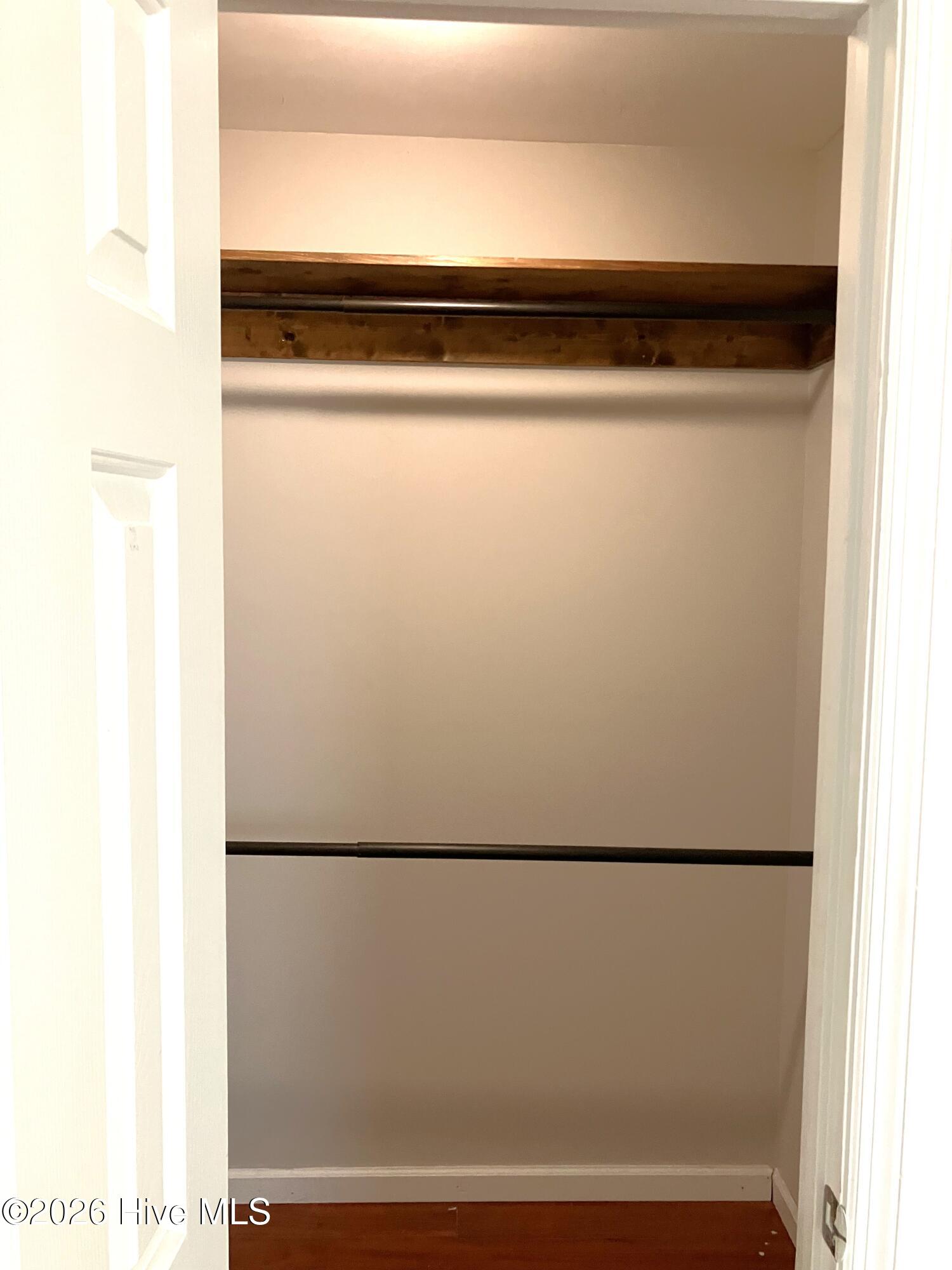 100550240 | Photo 16