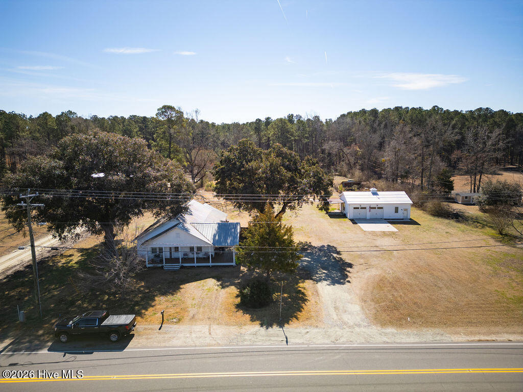 100555159 | Photo 36