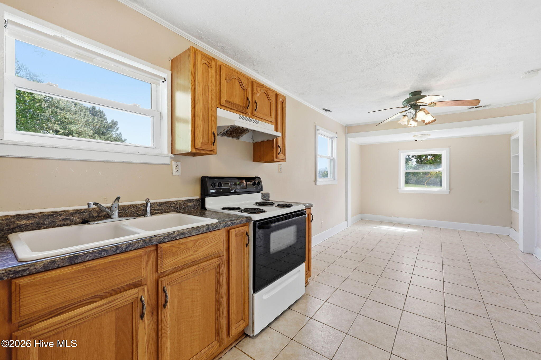 5250 Business Drive,Newport