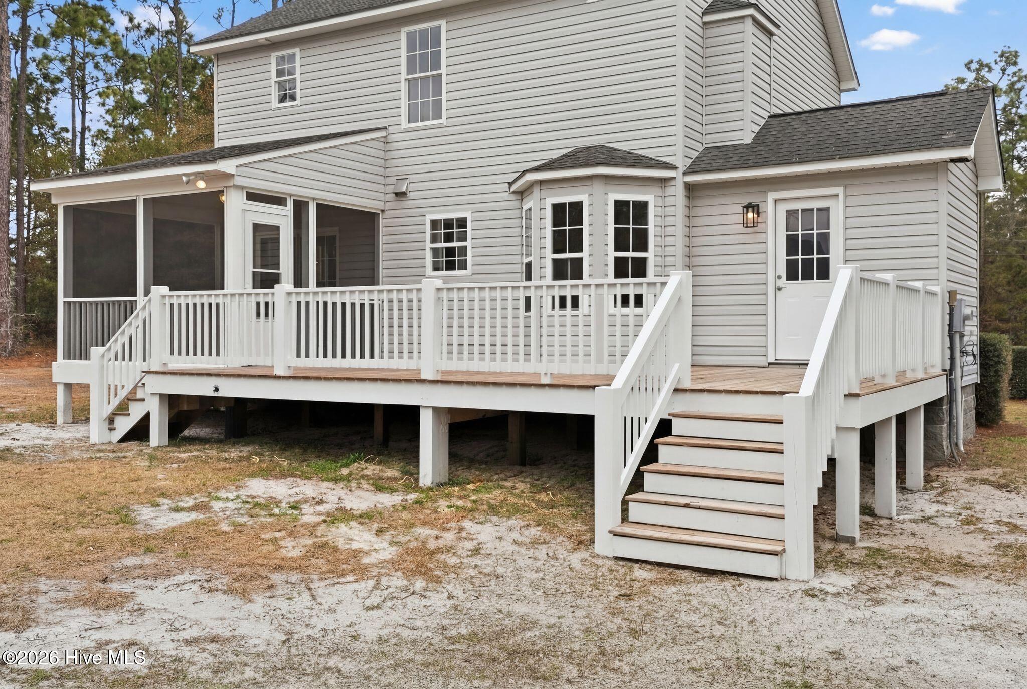 100557093 | Photo 66