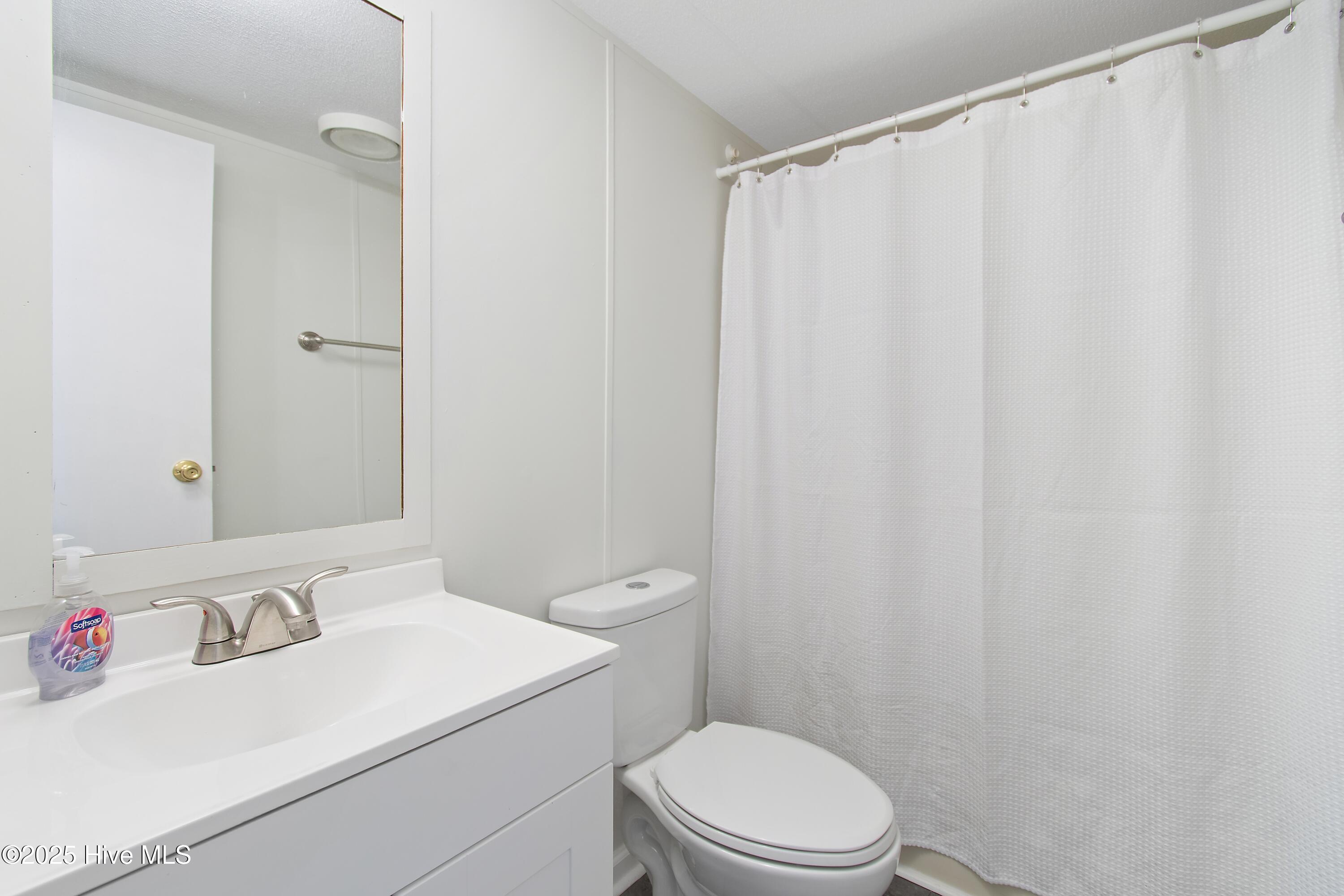 100499623 | Photo 16