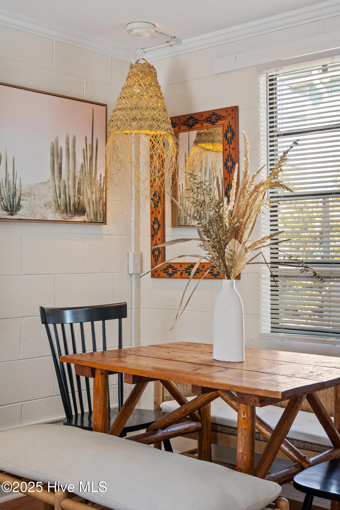 100540580 | Photo 22