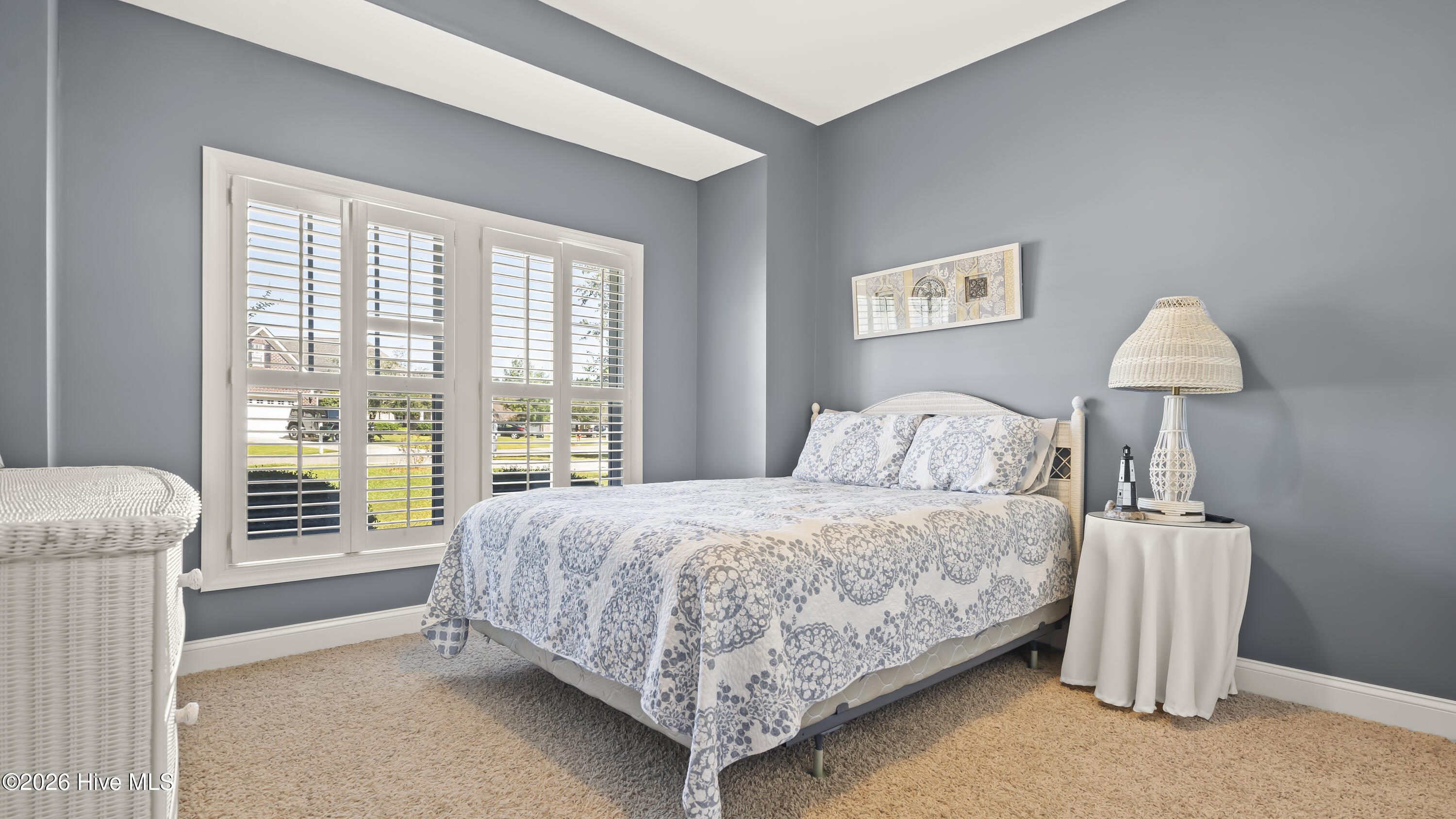 100566448 | Photo 18