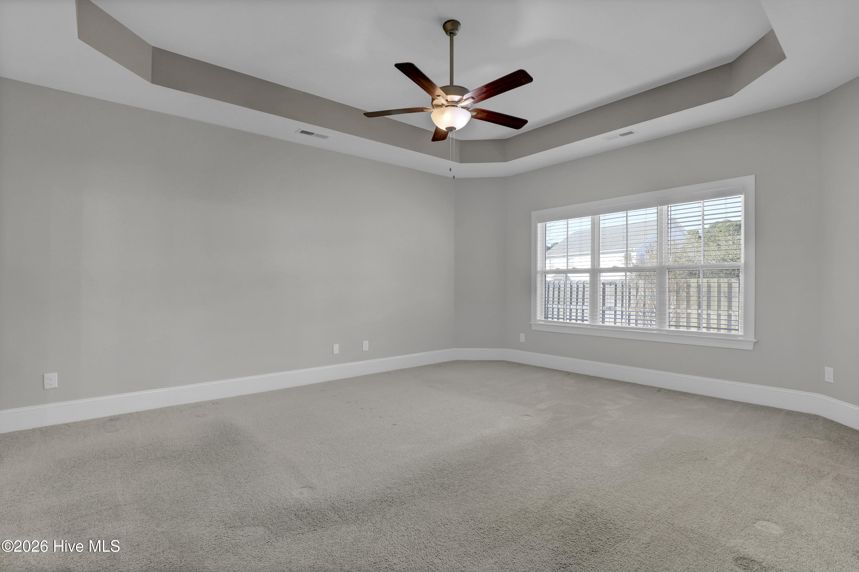 100564151 | Photo 13