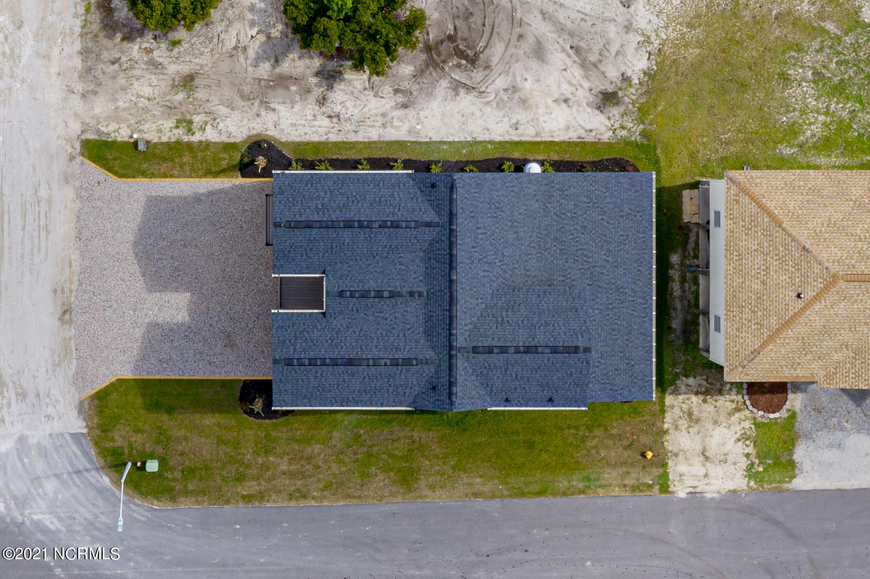 402 17th-38