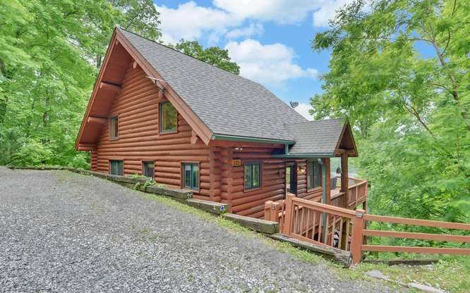 Exterior photo of 135 Ridge Top Drive, Nantahala, NC 28781. MLS: 98544665