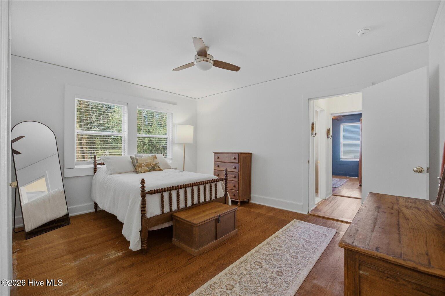 100557865 | Photo 15