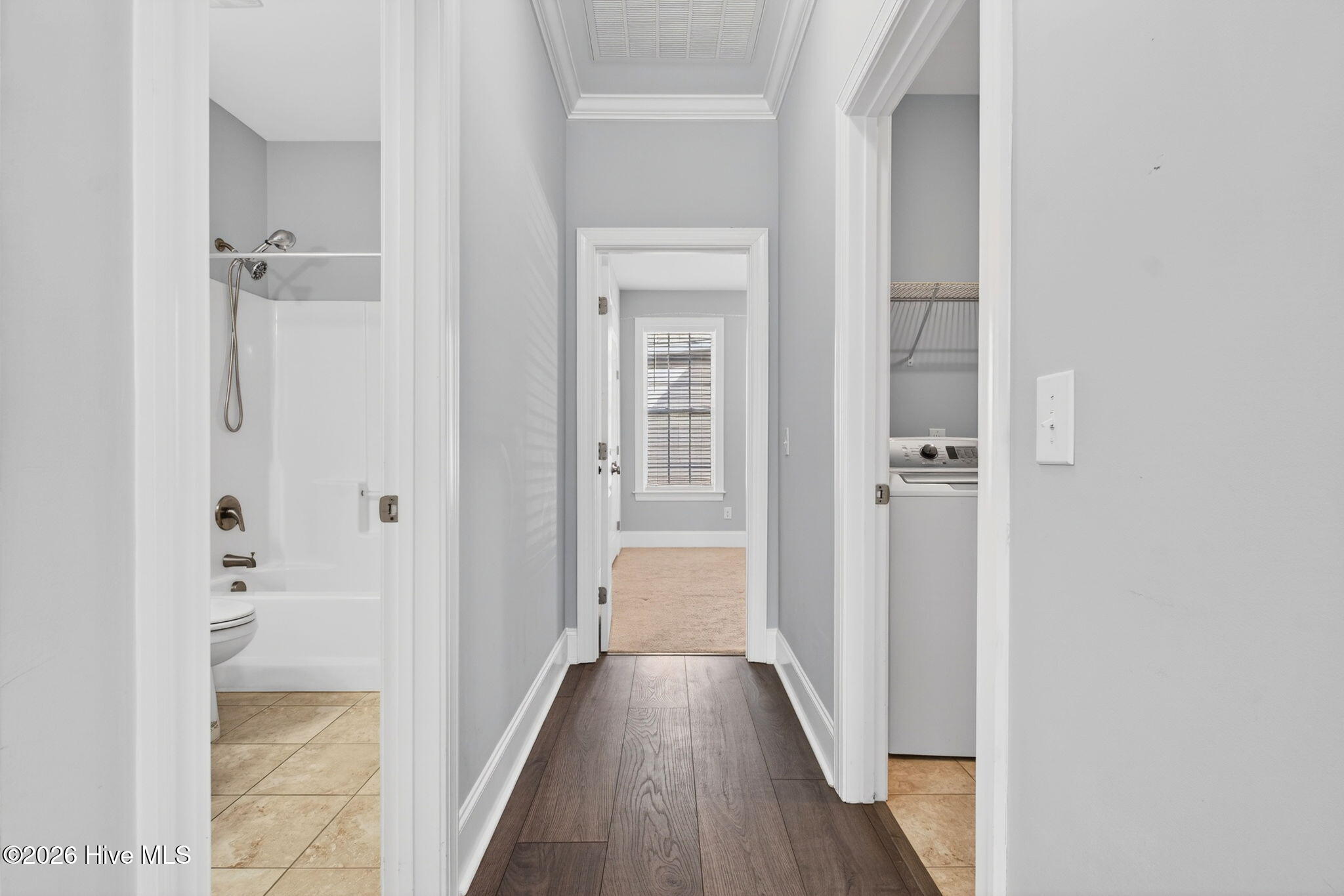 100563252 | Photo 37