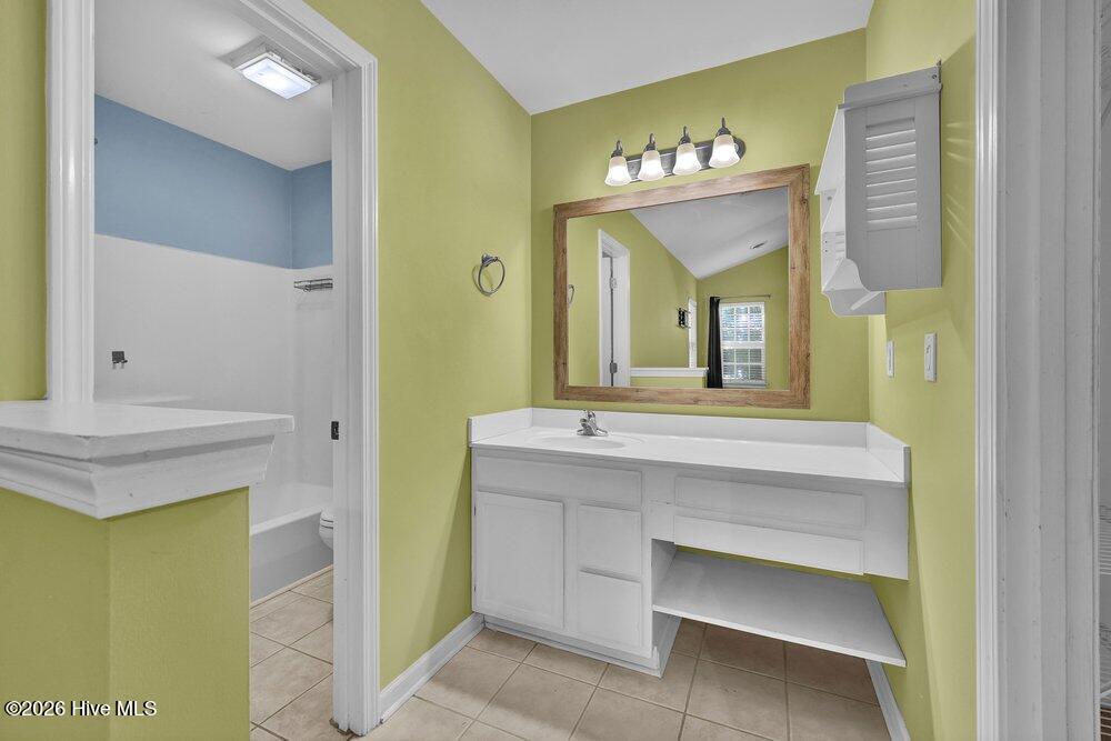 100552082 | Photo 18