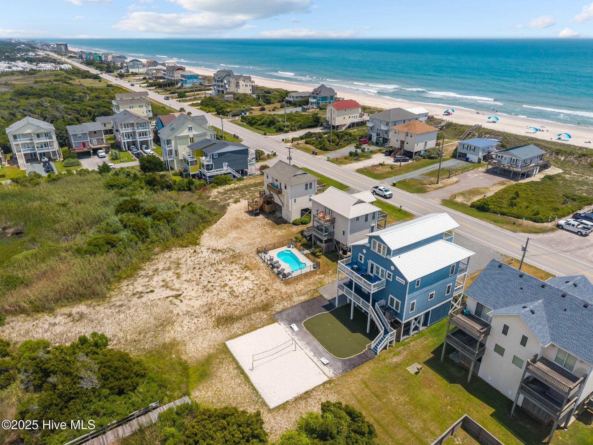 100496177 | Photo 58