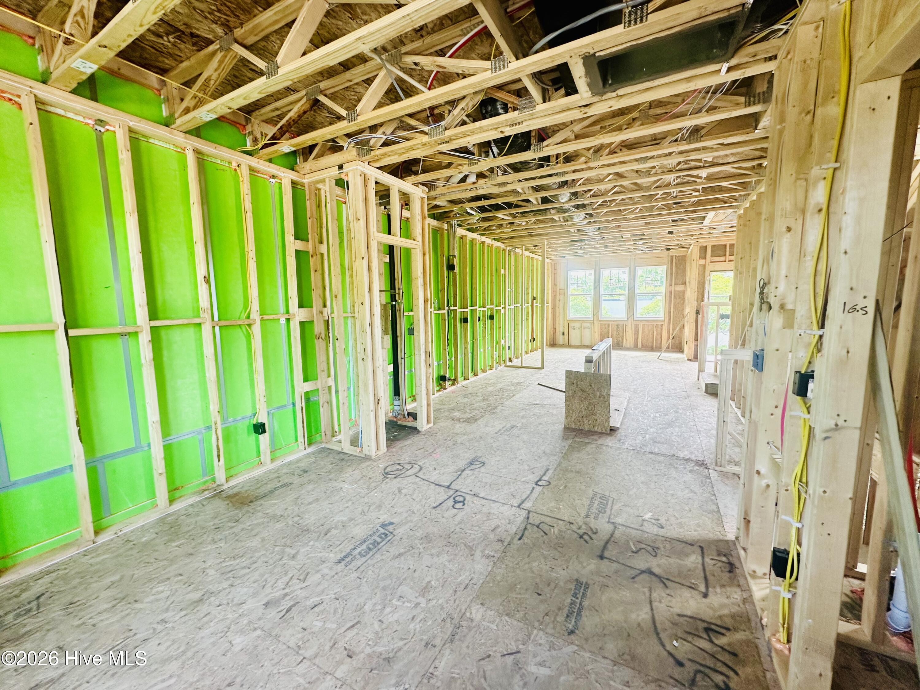 100566836 | Photo 17