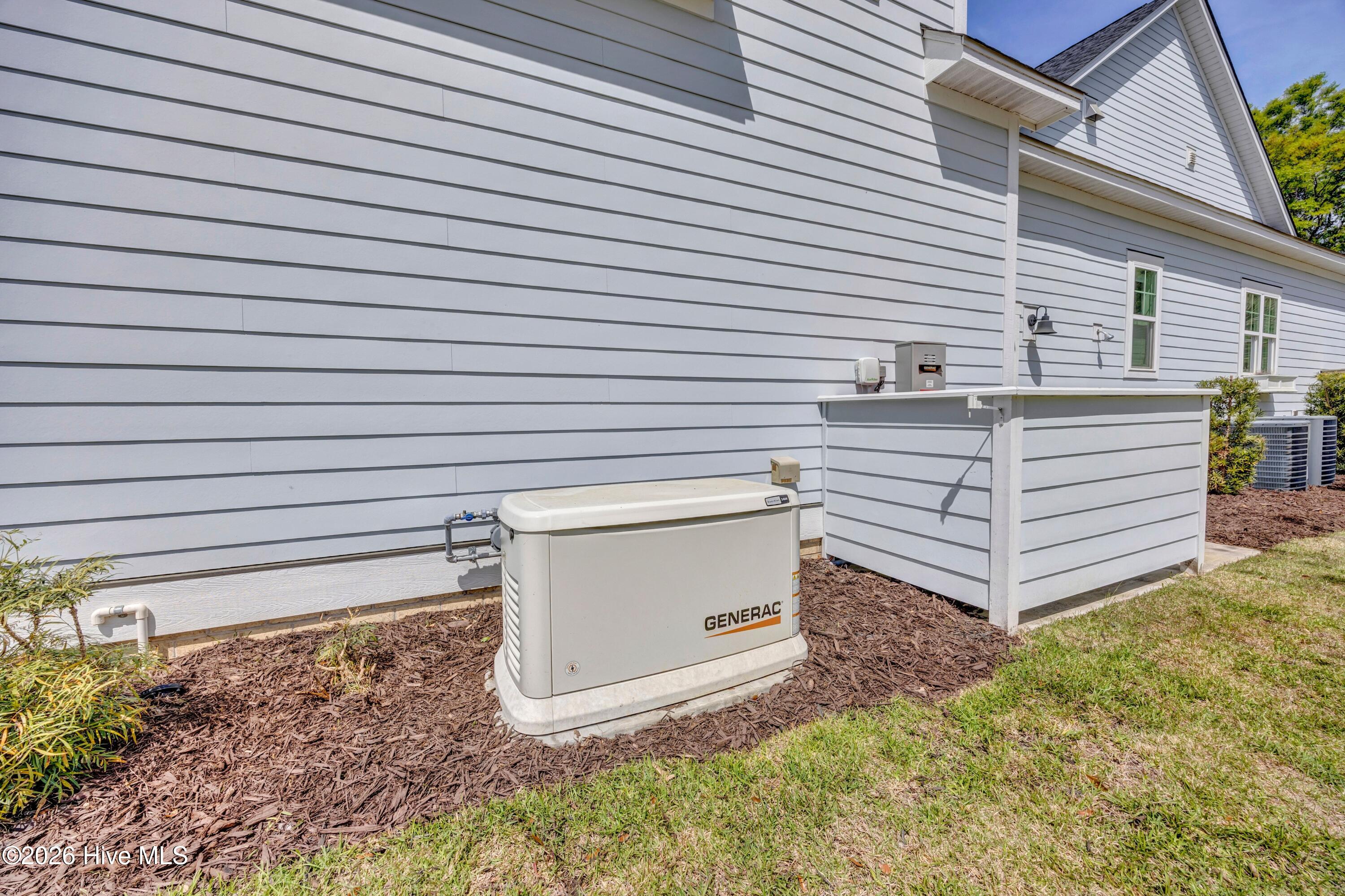 100566048 | Photo 66