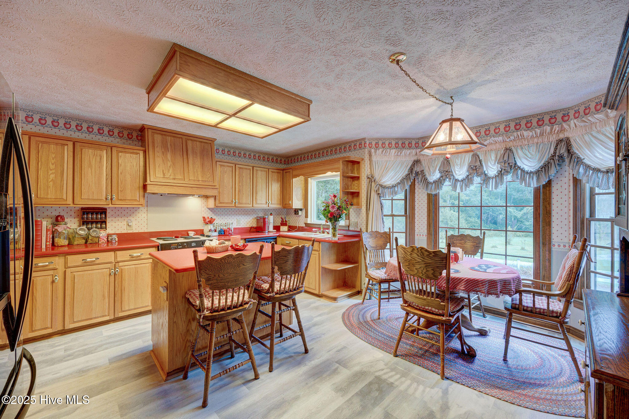 100553041 | Photo 20