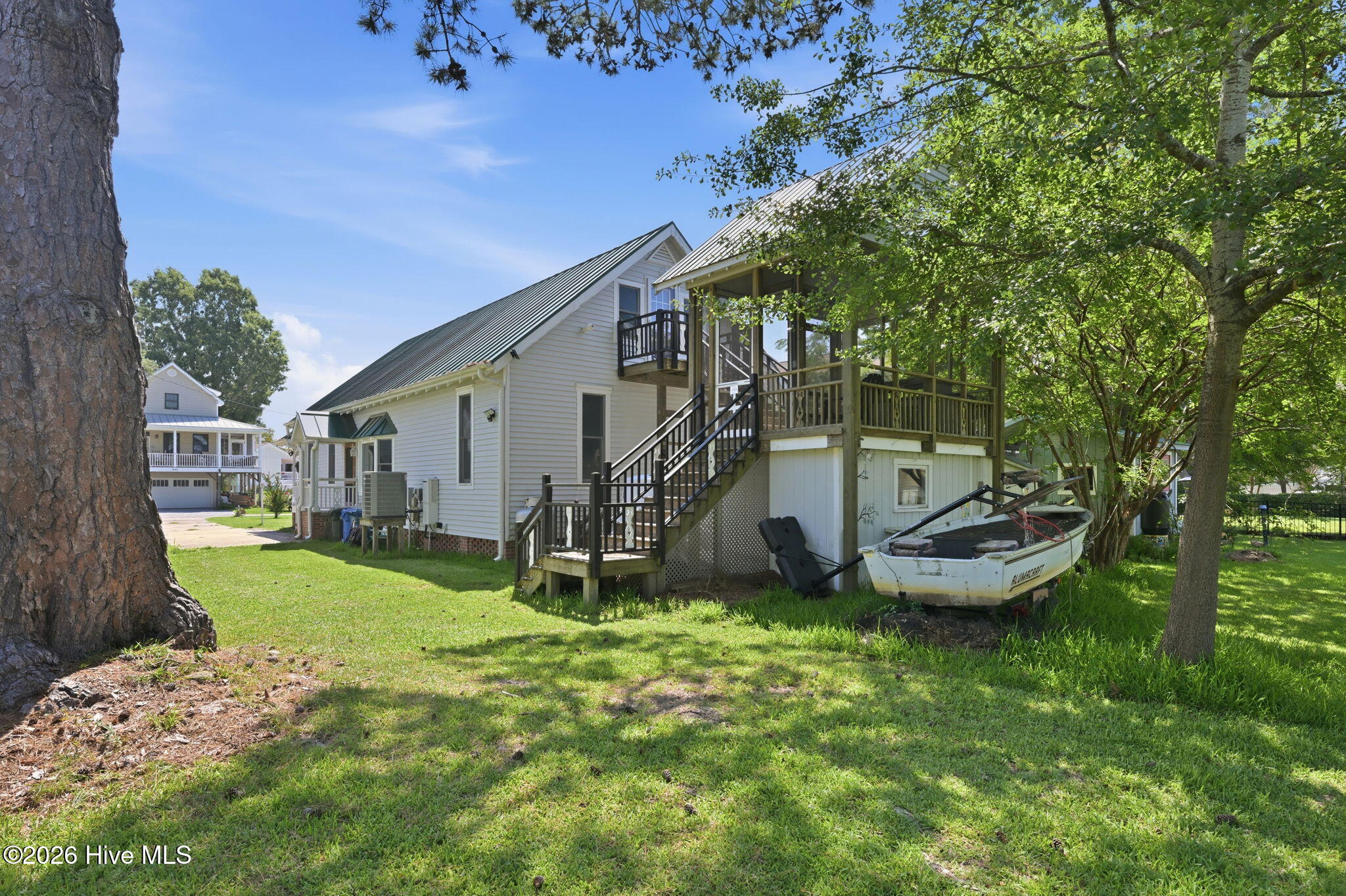 305 Vandemere Street,Oriental