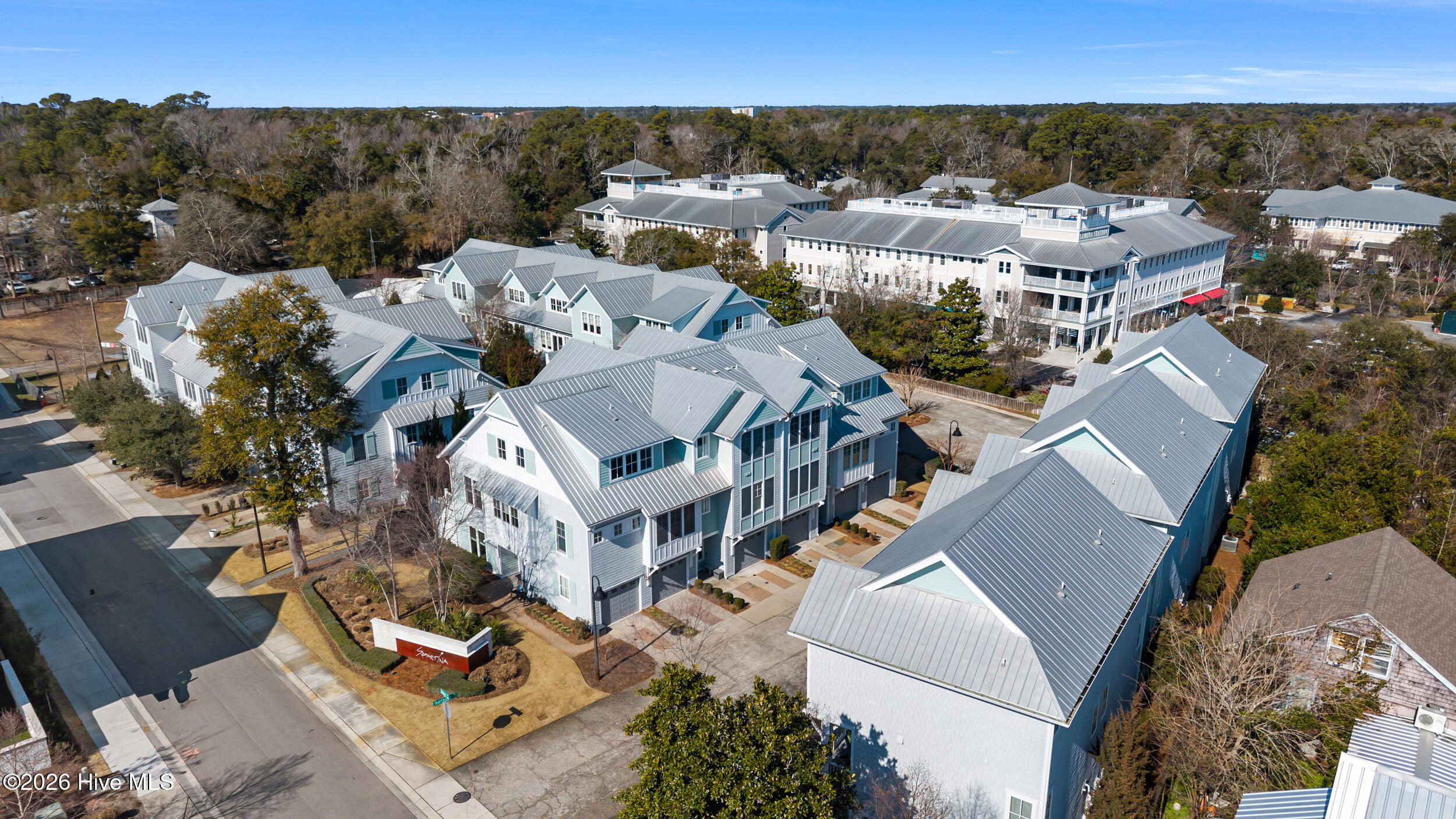 100553548 | Photo 49