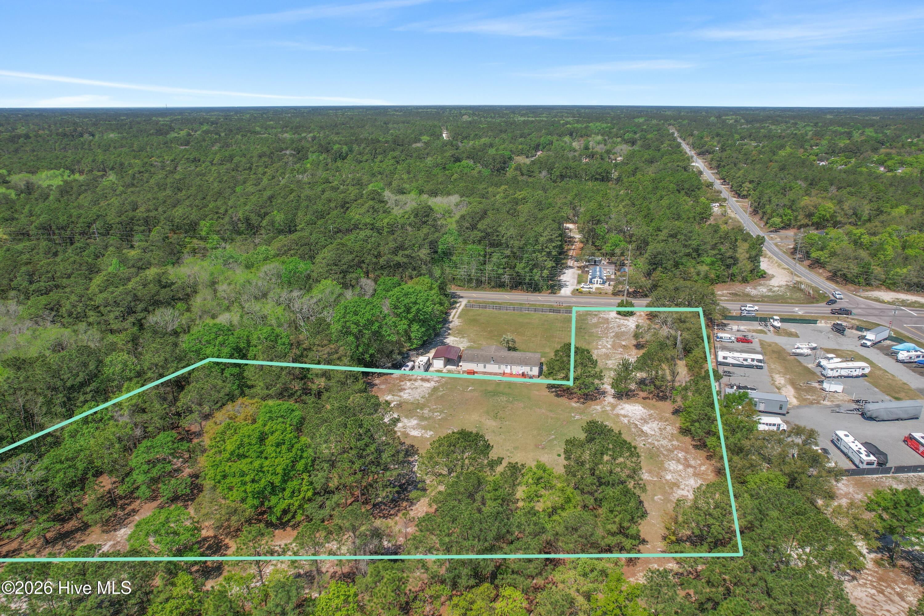 100568984 | Photo 13