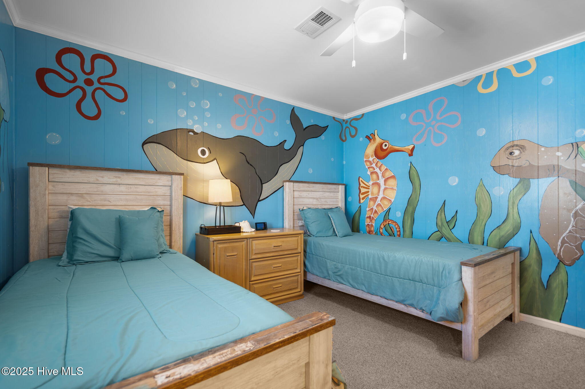 100537685 | Photo 31