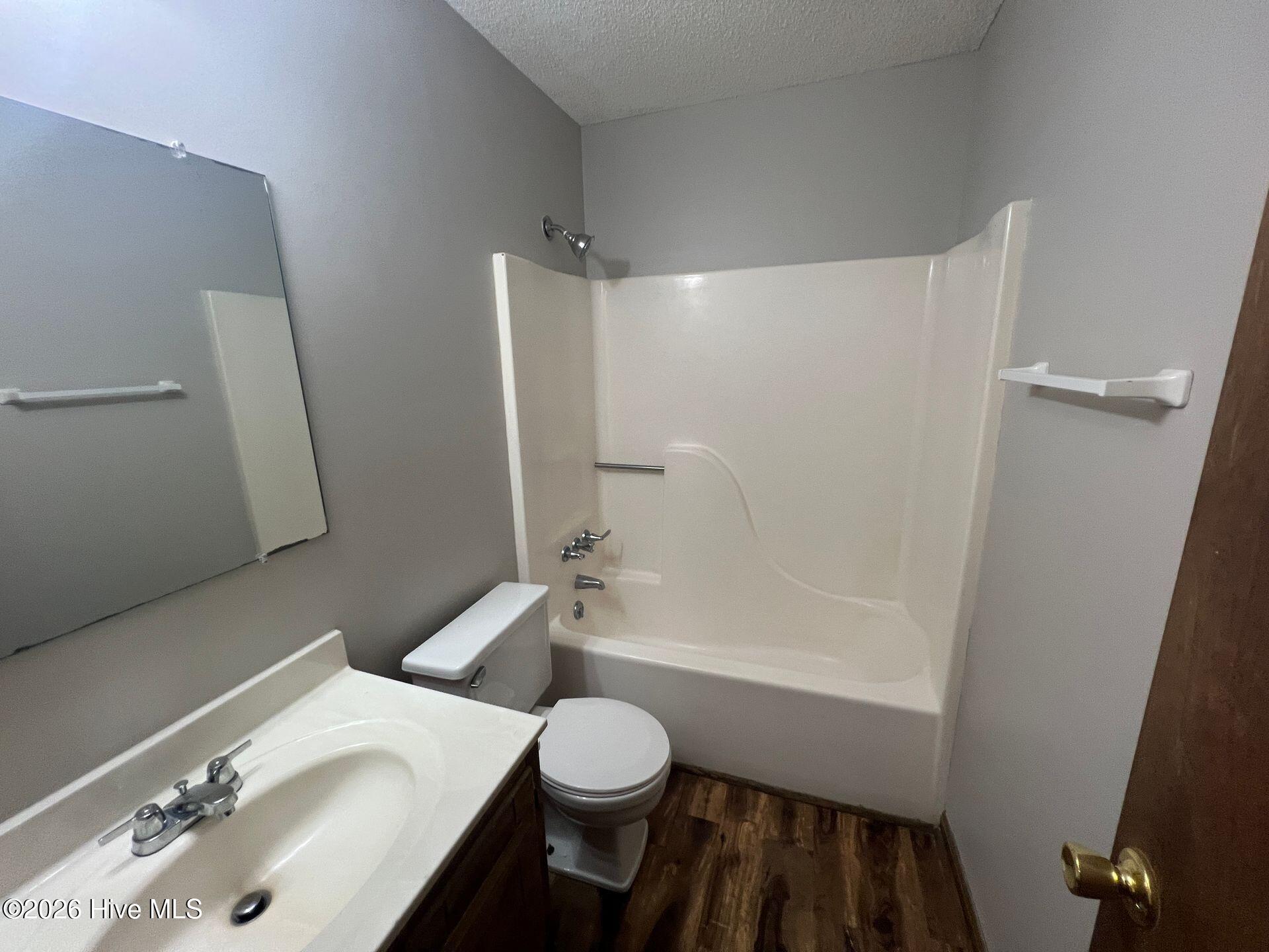 100564783 | Photo 13