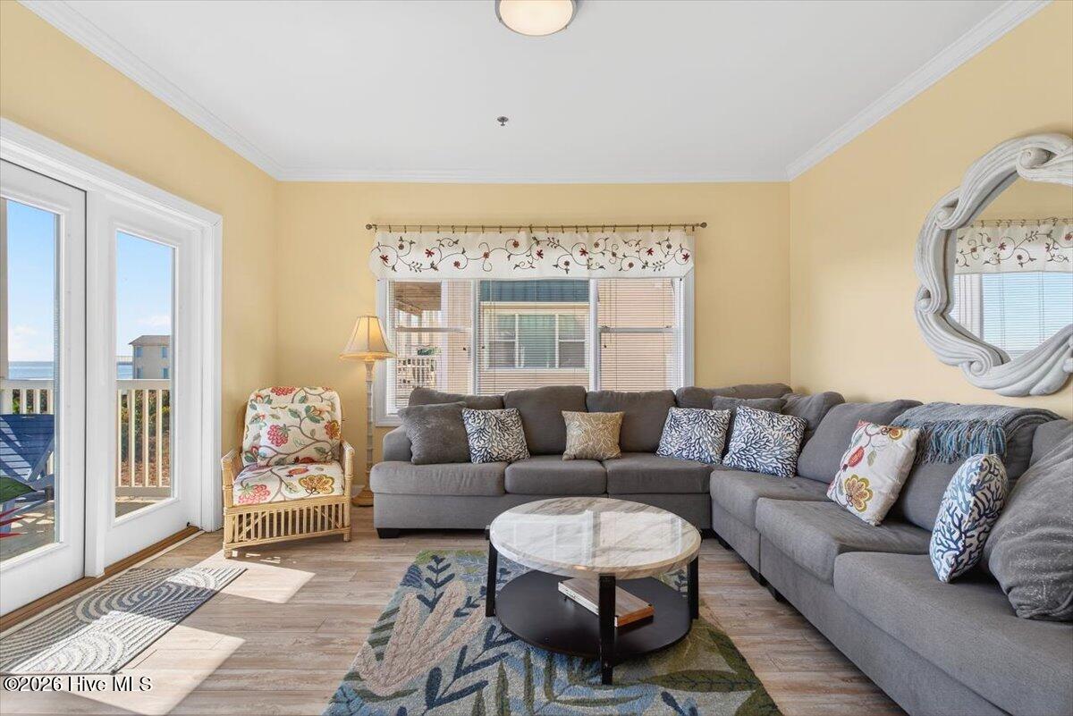 100552949 | Photo 13