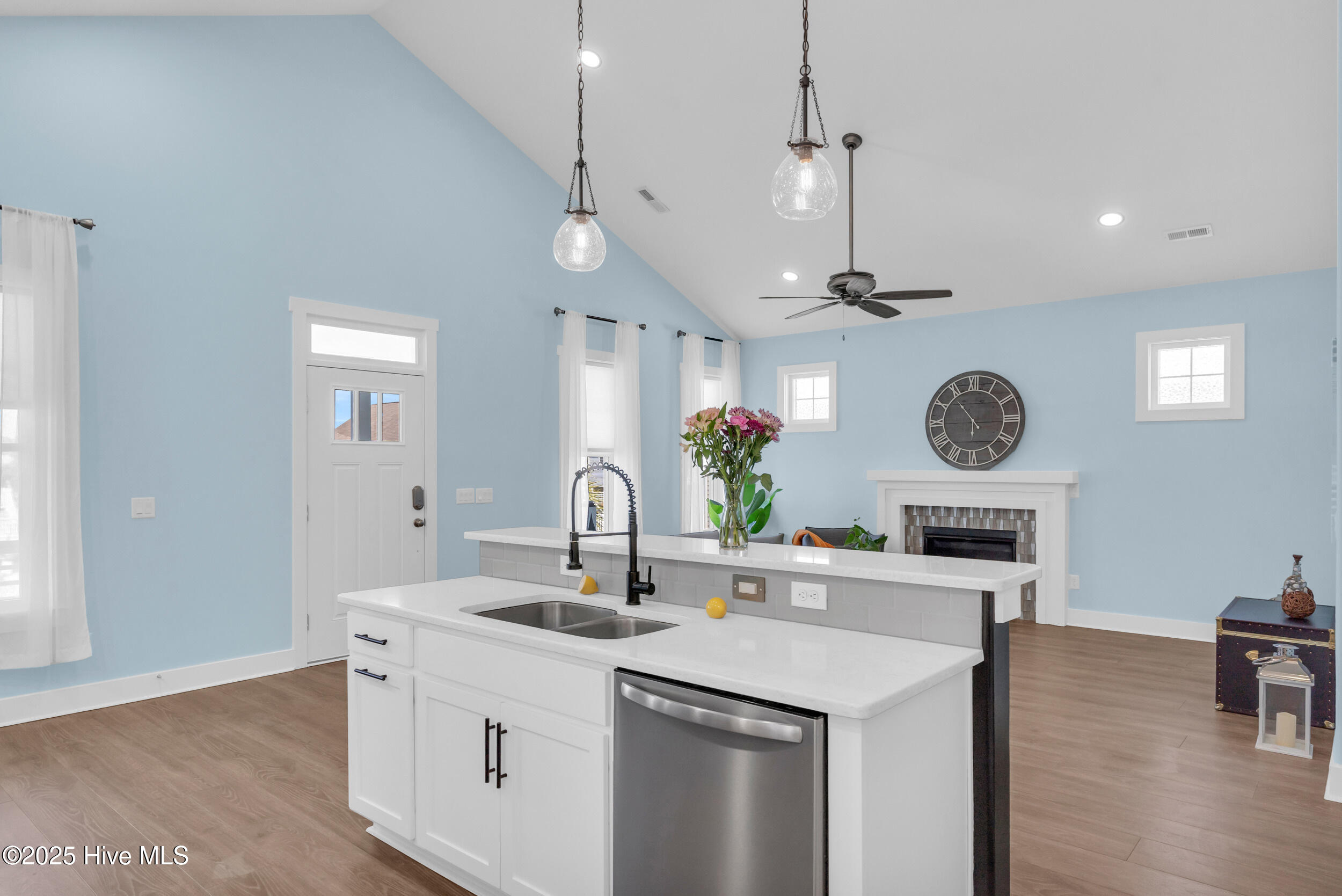 405 Ivy Lane, Carolina Beach, NC, 28428