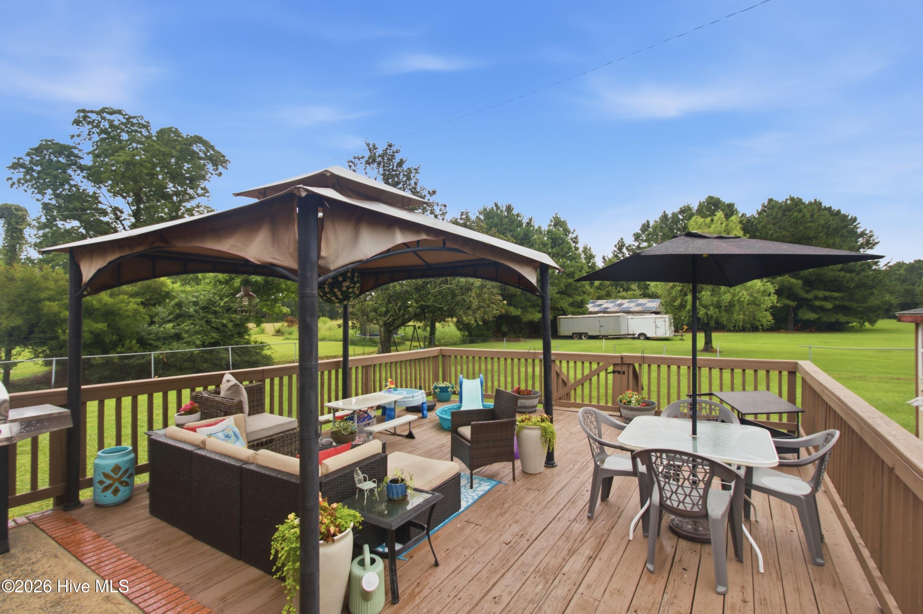 6634 Florence Road,Merritt