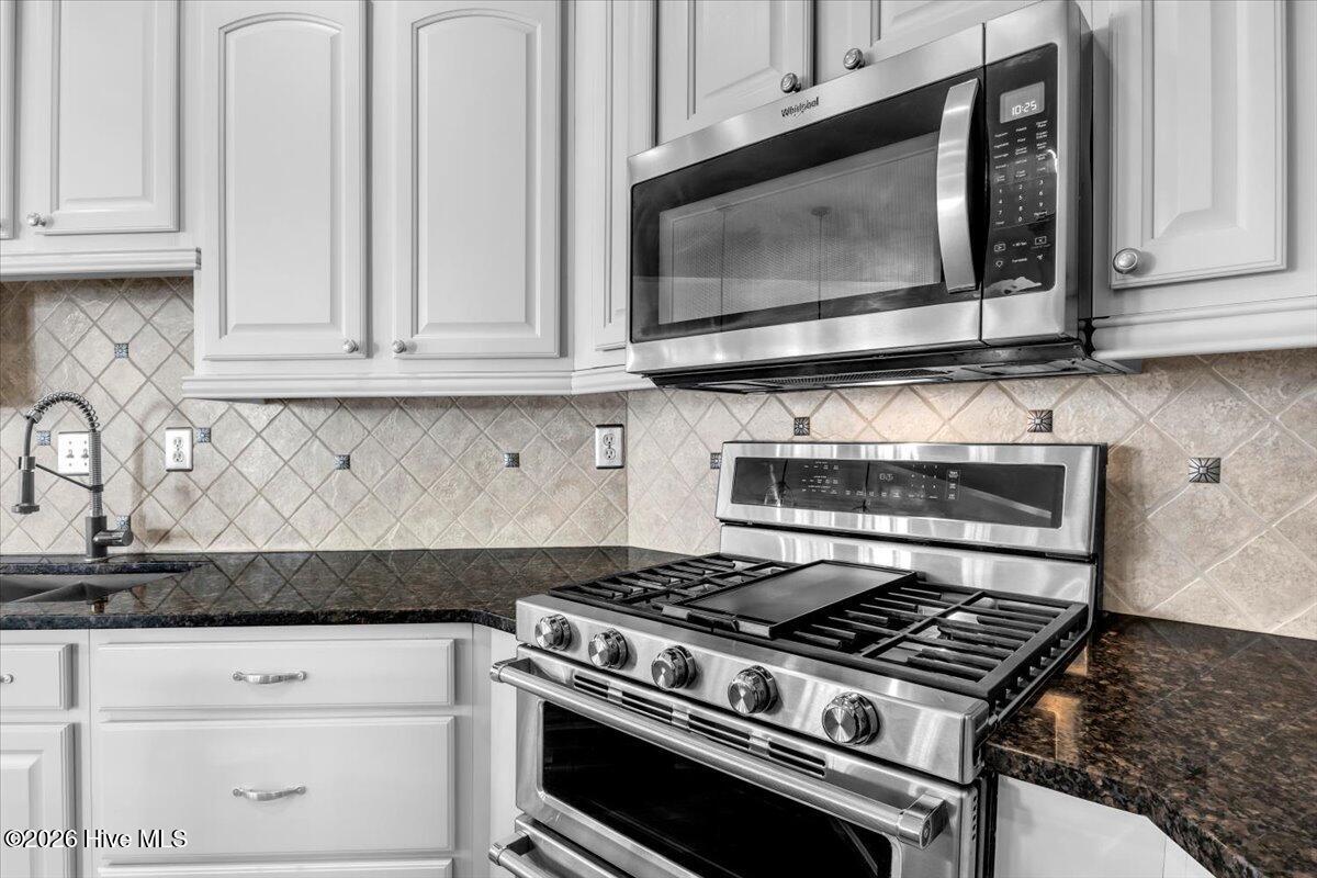 100567087 | Photo 34