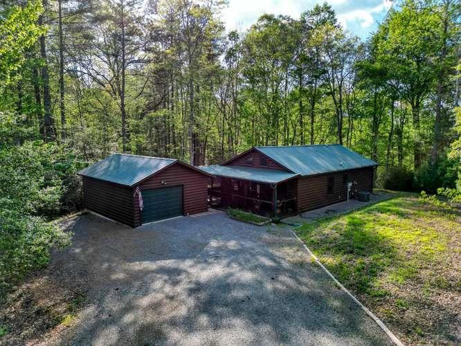 130 Coopers Ridge Road