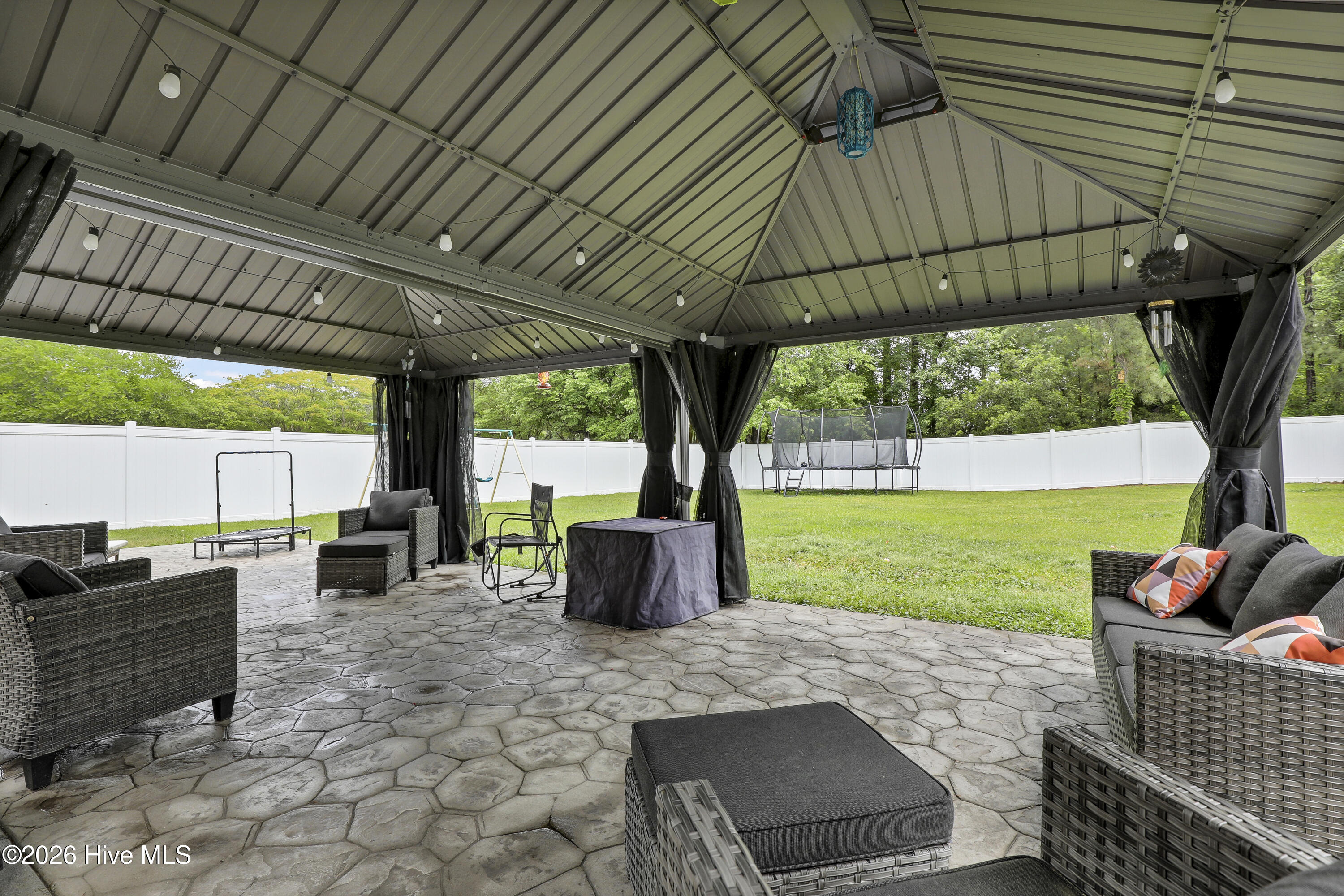 201 Wedgefield Circle,Maple Hill