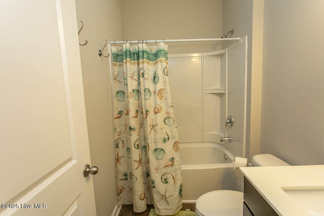 100529598 | Photo 31