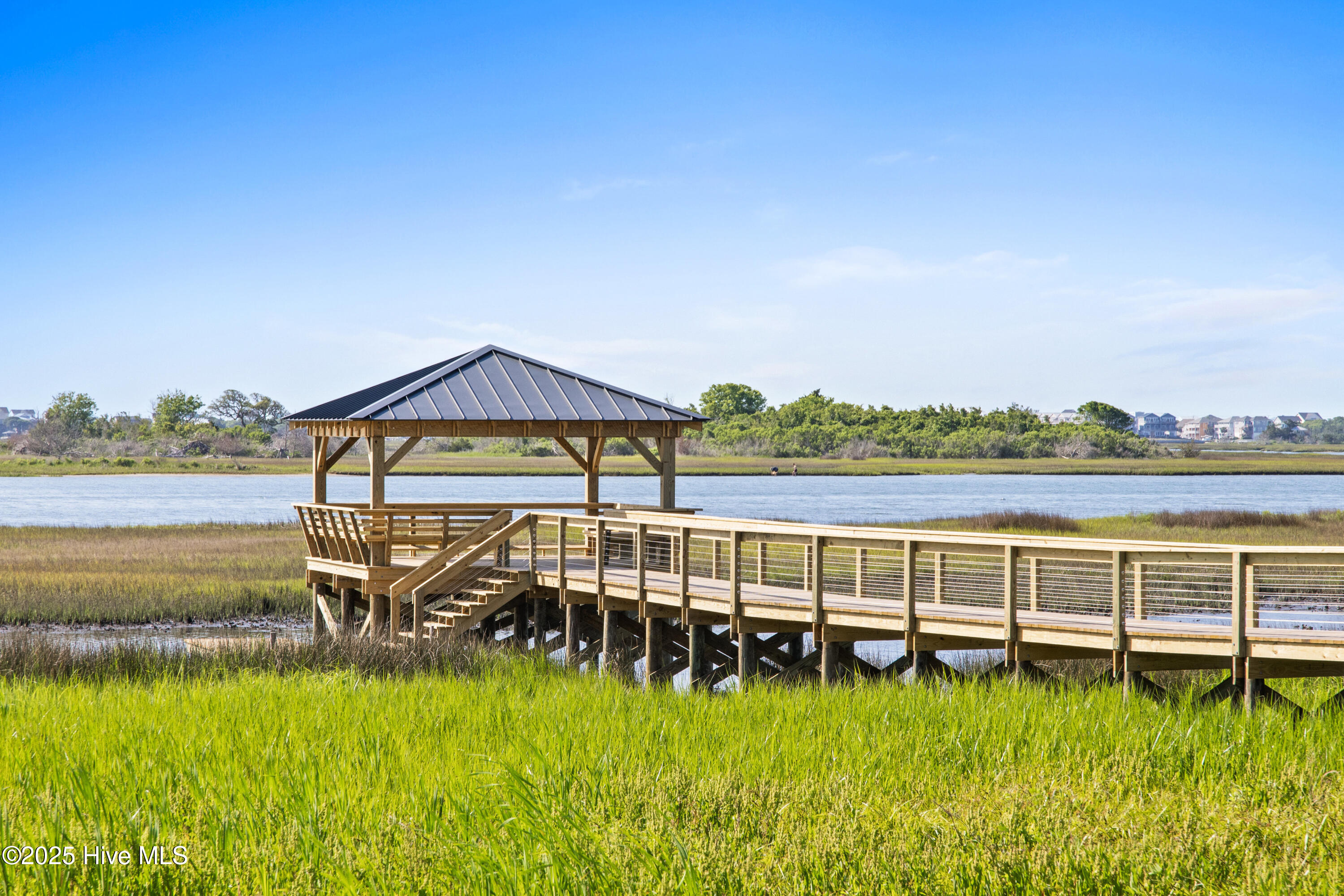 100539733 | Photo 16