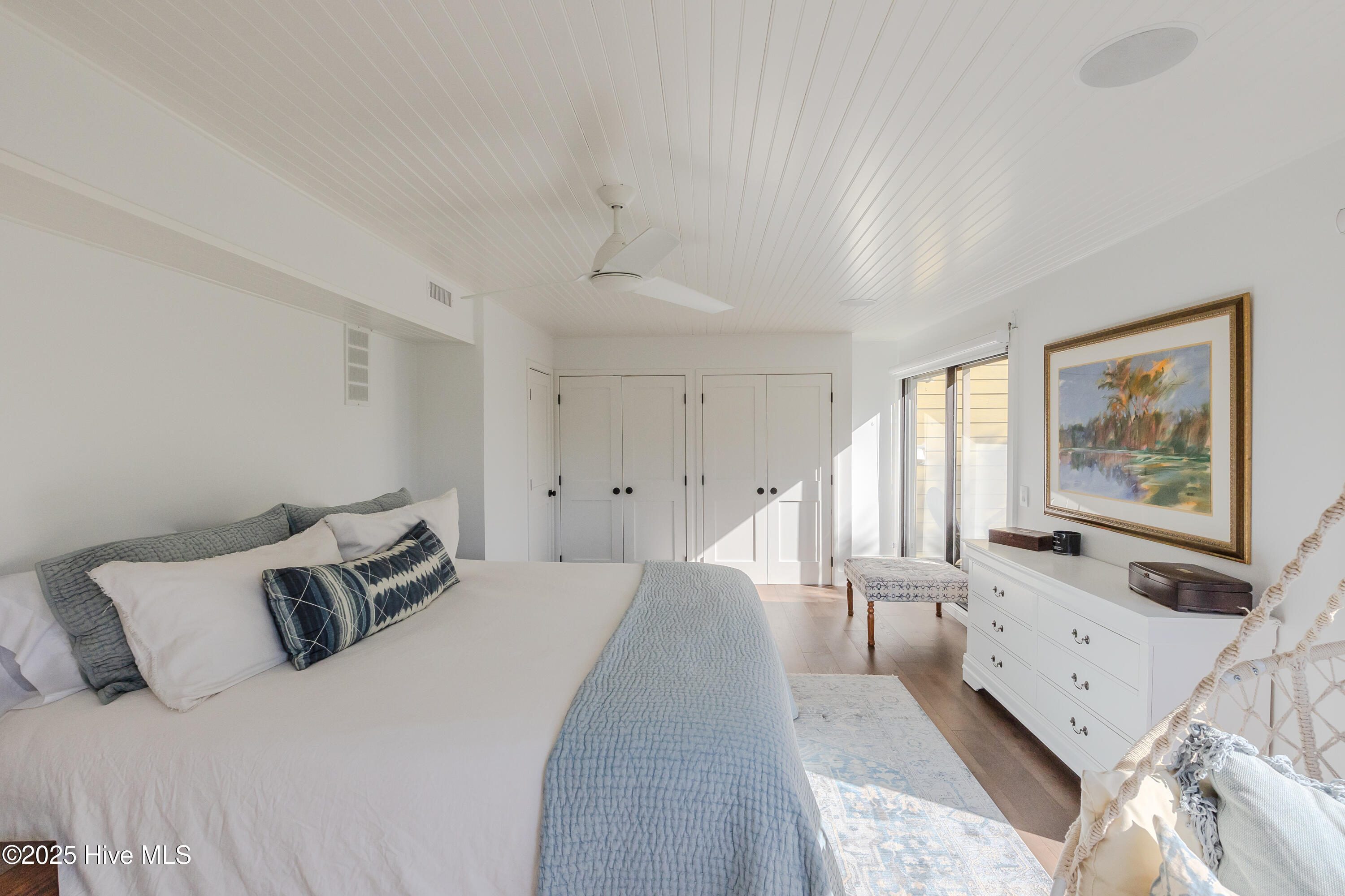 100518193 | Photo 39