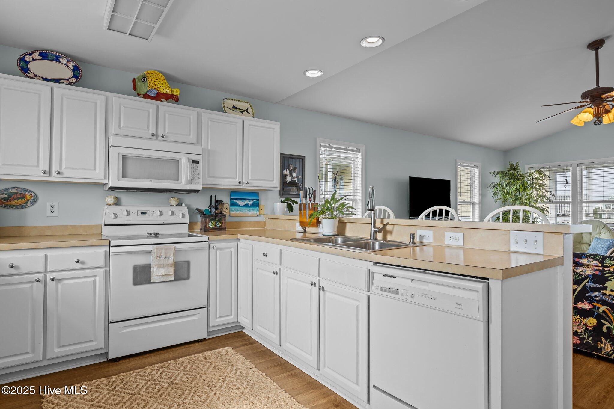 108 N Kinston Avenue,Atlantic Beach