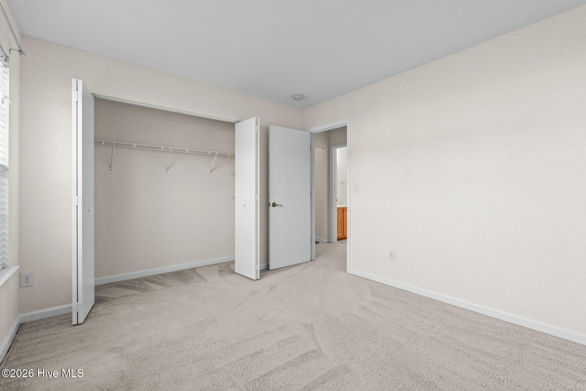 100548691 | Photo 20