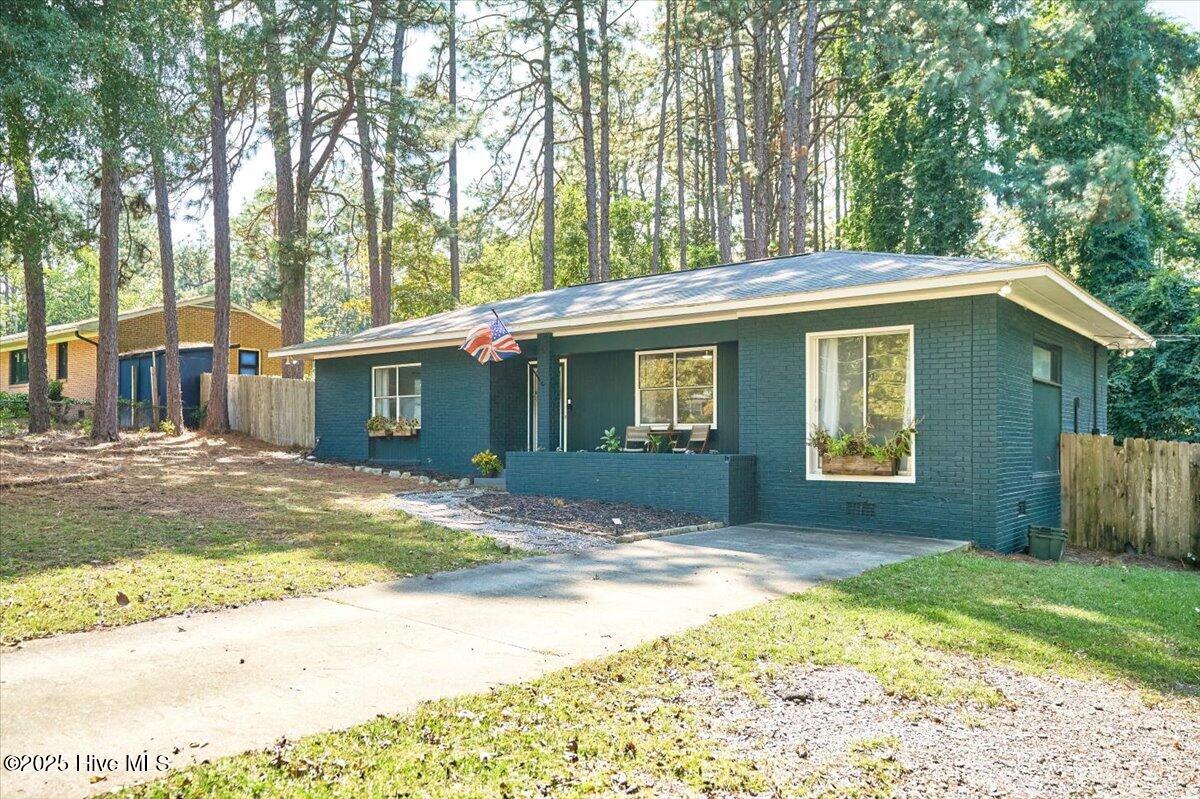 Homes for sale in Southern Pines, NC | 580 W Maine Ave, Southern Pines, NC 28387 | MLS# 100533875