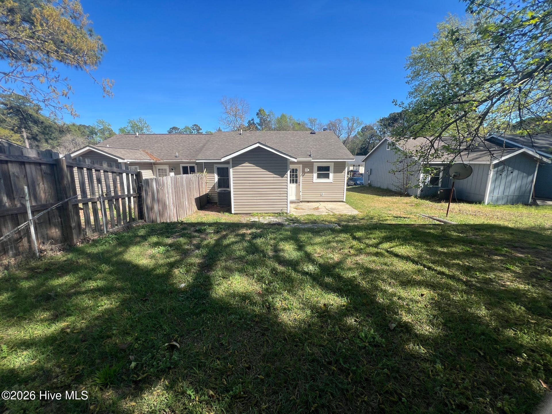 100564783 | Photo 21