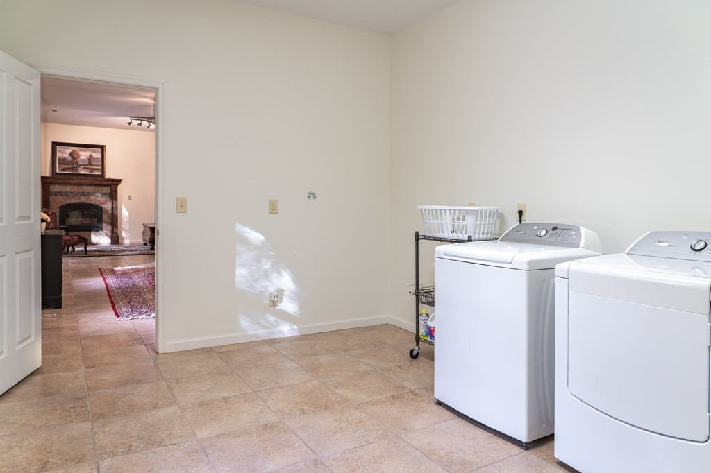 Basement laundry room