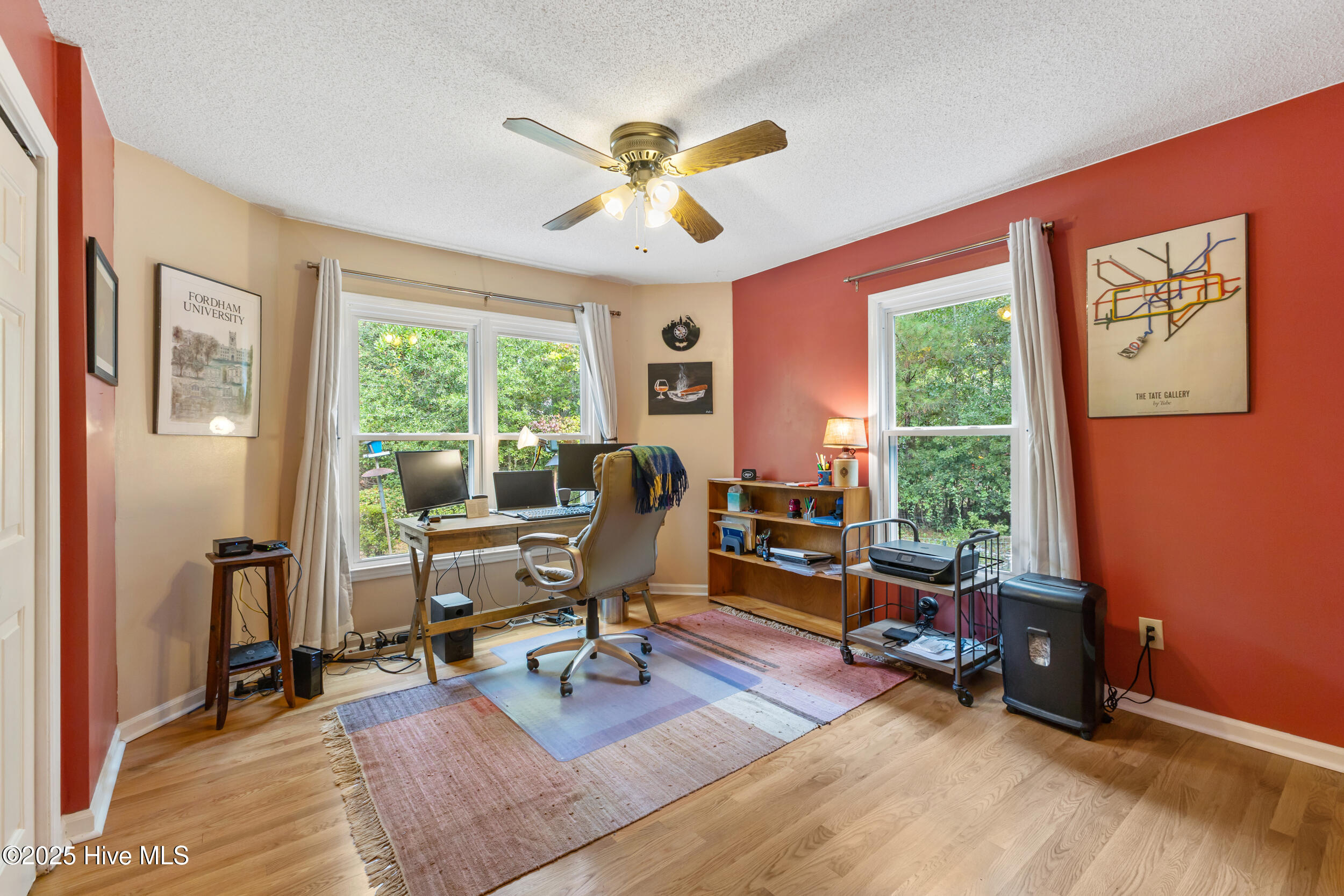 100533907 | Photo 21