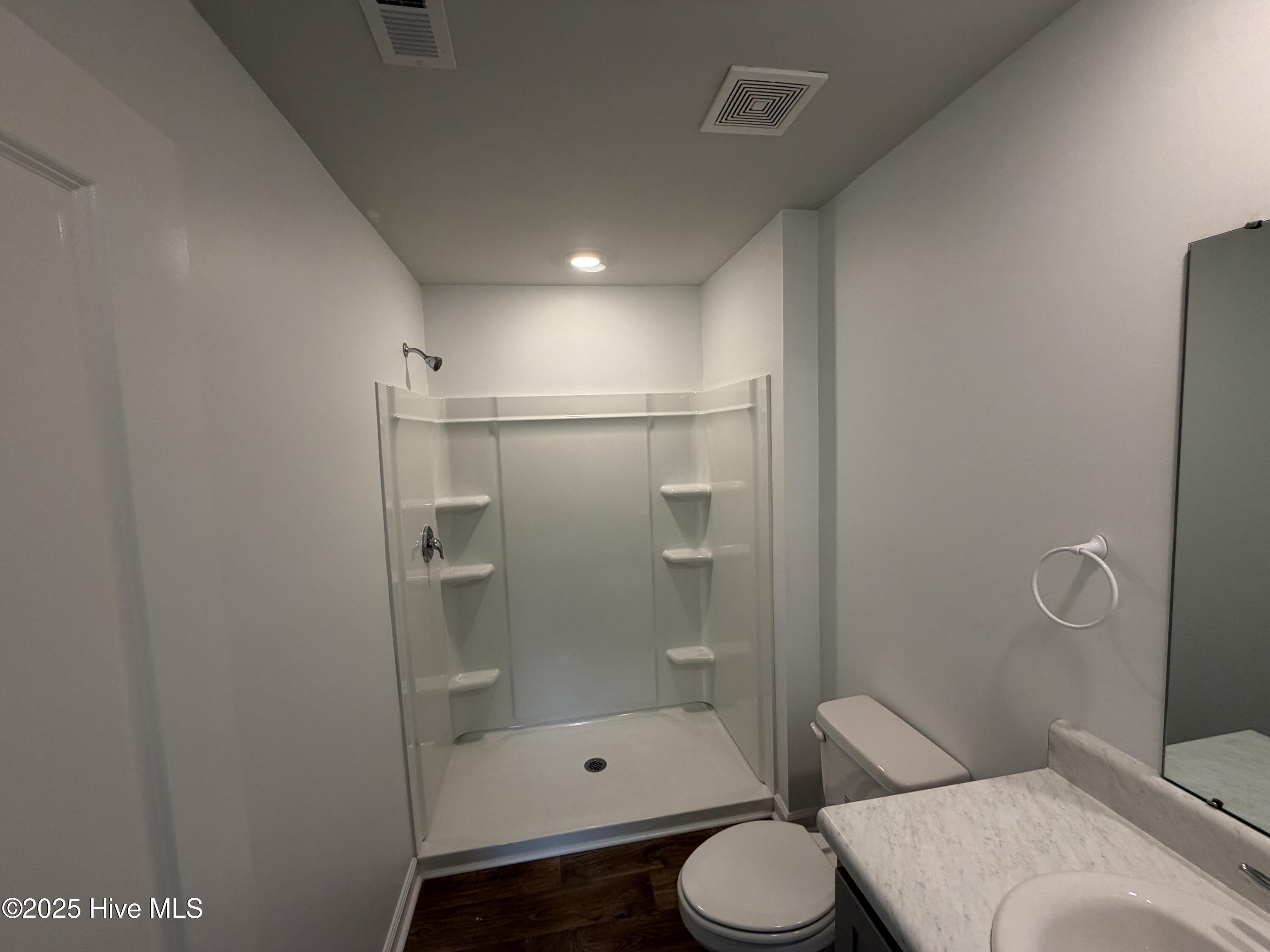 100528835 | Photo 12