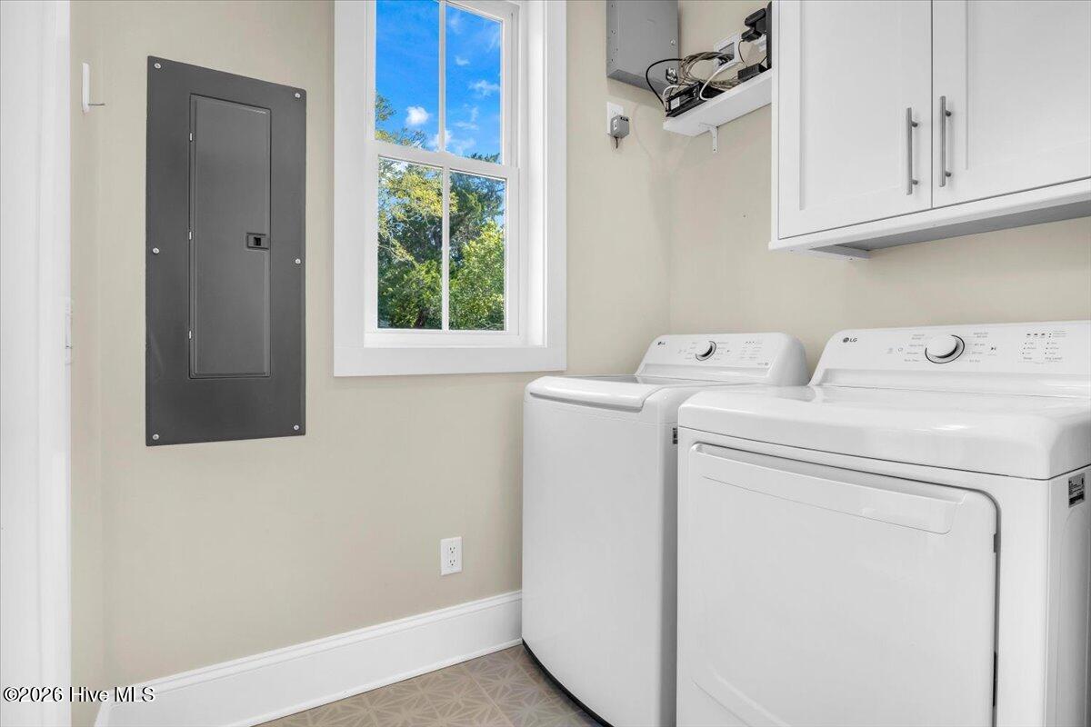 100563677 | Photo 29