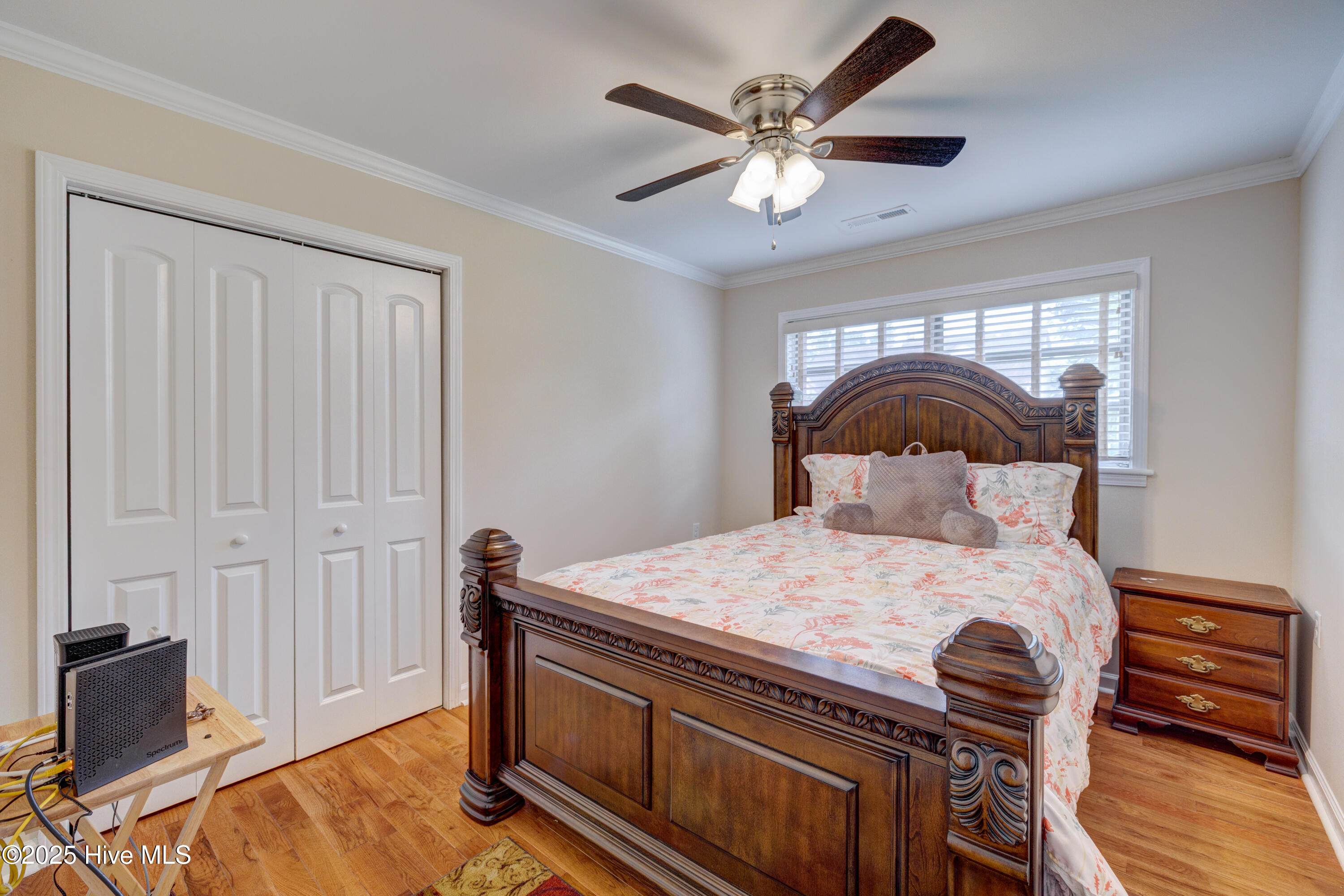 100523931 | Photo 26