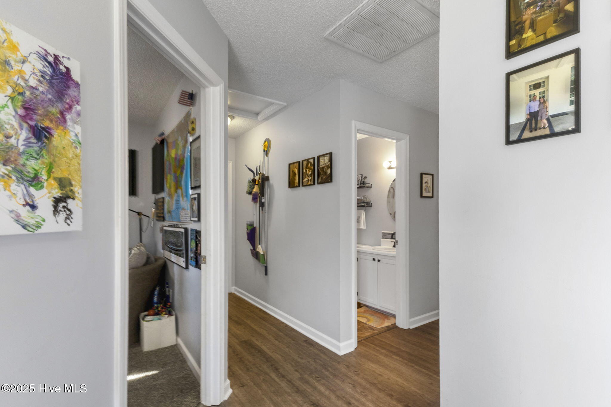 100539752 | Photo 11