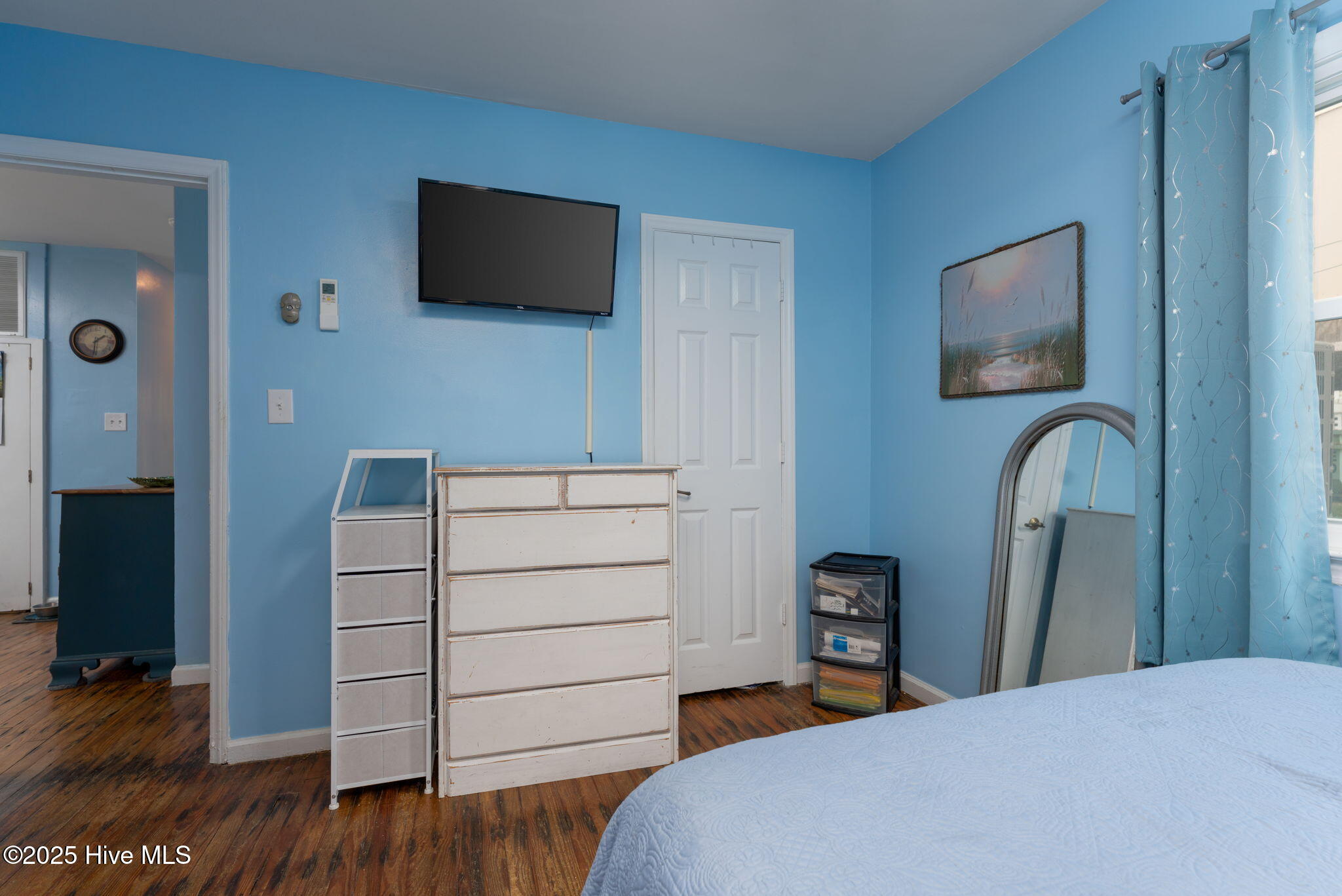 100534181 | Photo 15